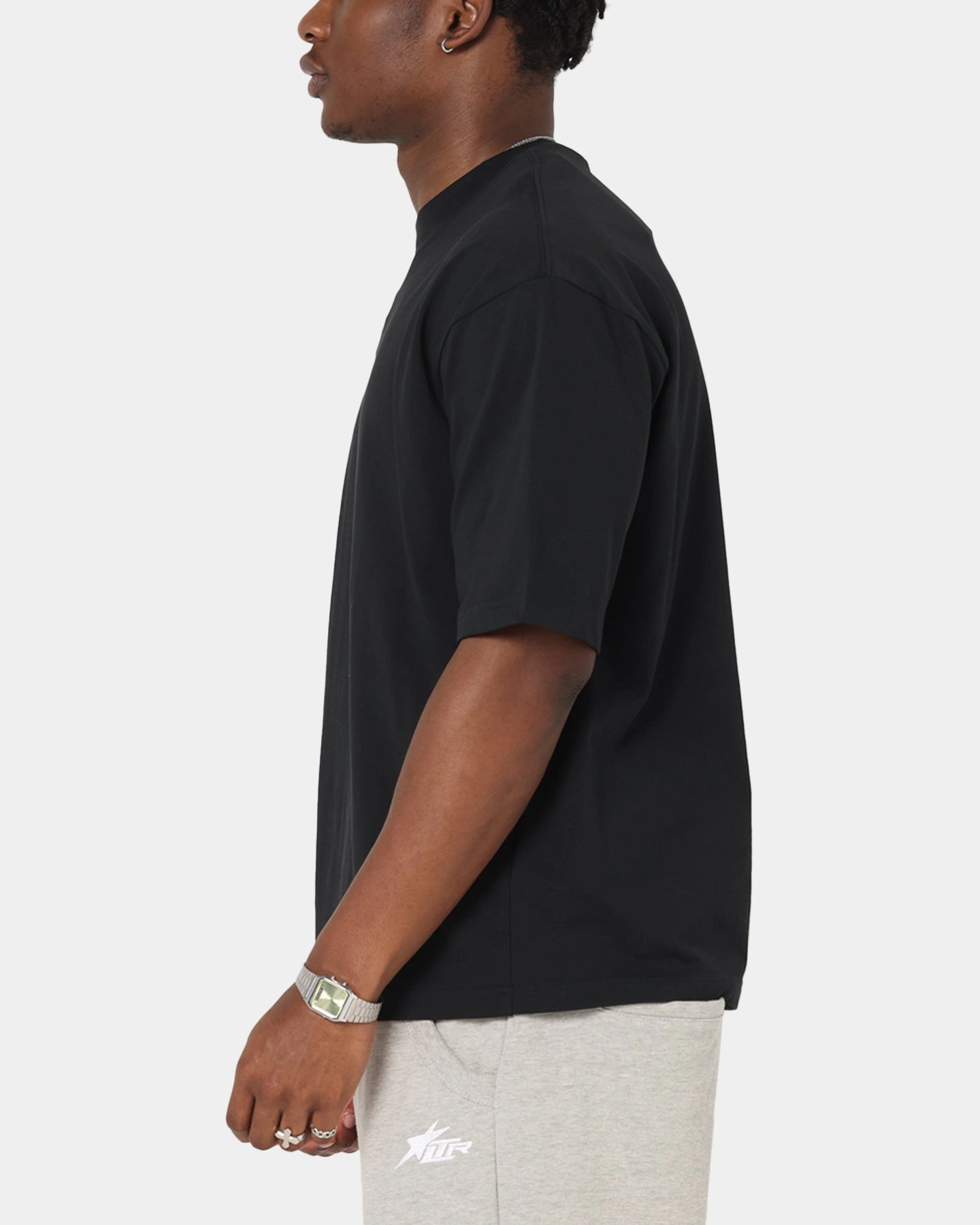 Customer Favorite AdvancedMoistureManagement Jordan Flight Essentials Oversized Crewneck T-Shirt Black/Black