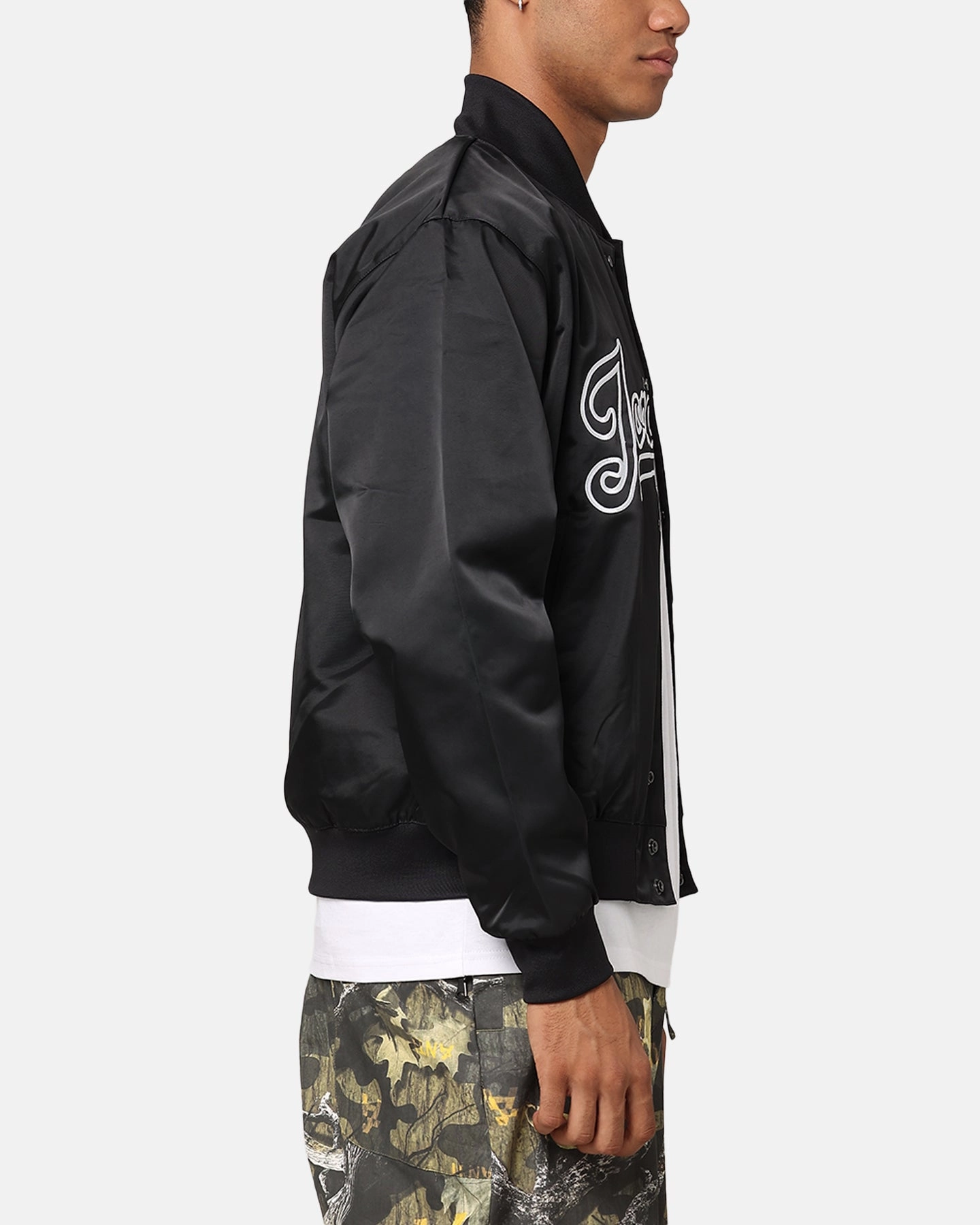 Articulated Sleeve Cut Advantage Jordan Flight MVP Statement Jacket Black/White