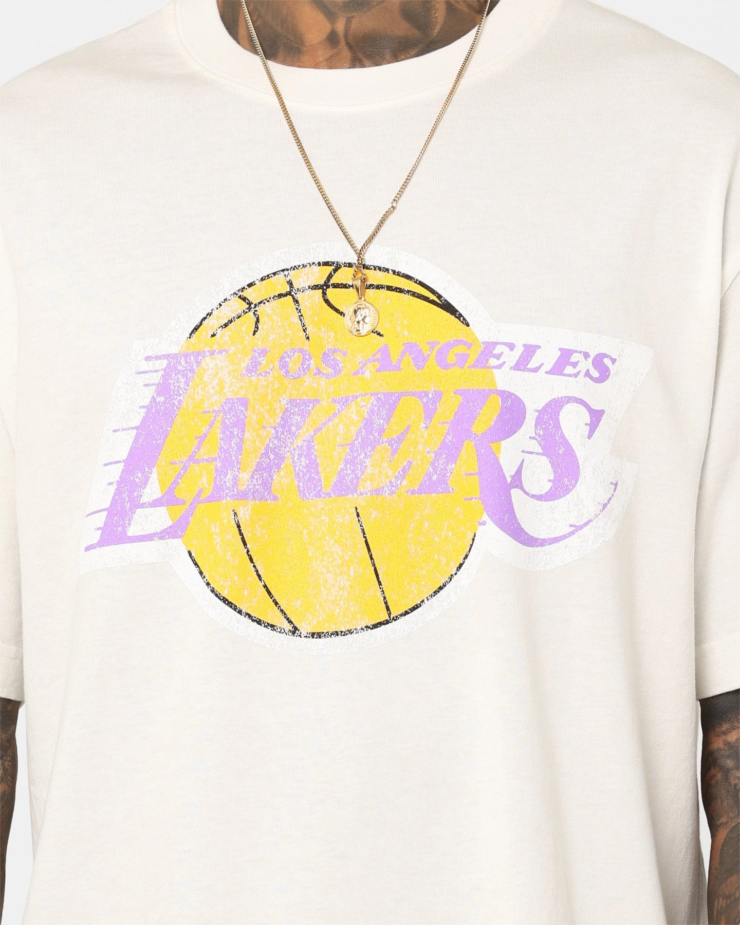 Mitchell & Ness Los Angeles Lakers Oversized Logo T-Shirt Vintage White Chic Vibes Heavyweight Weave