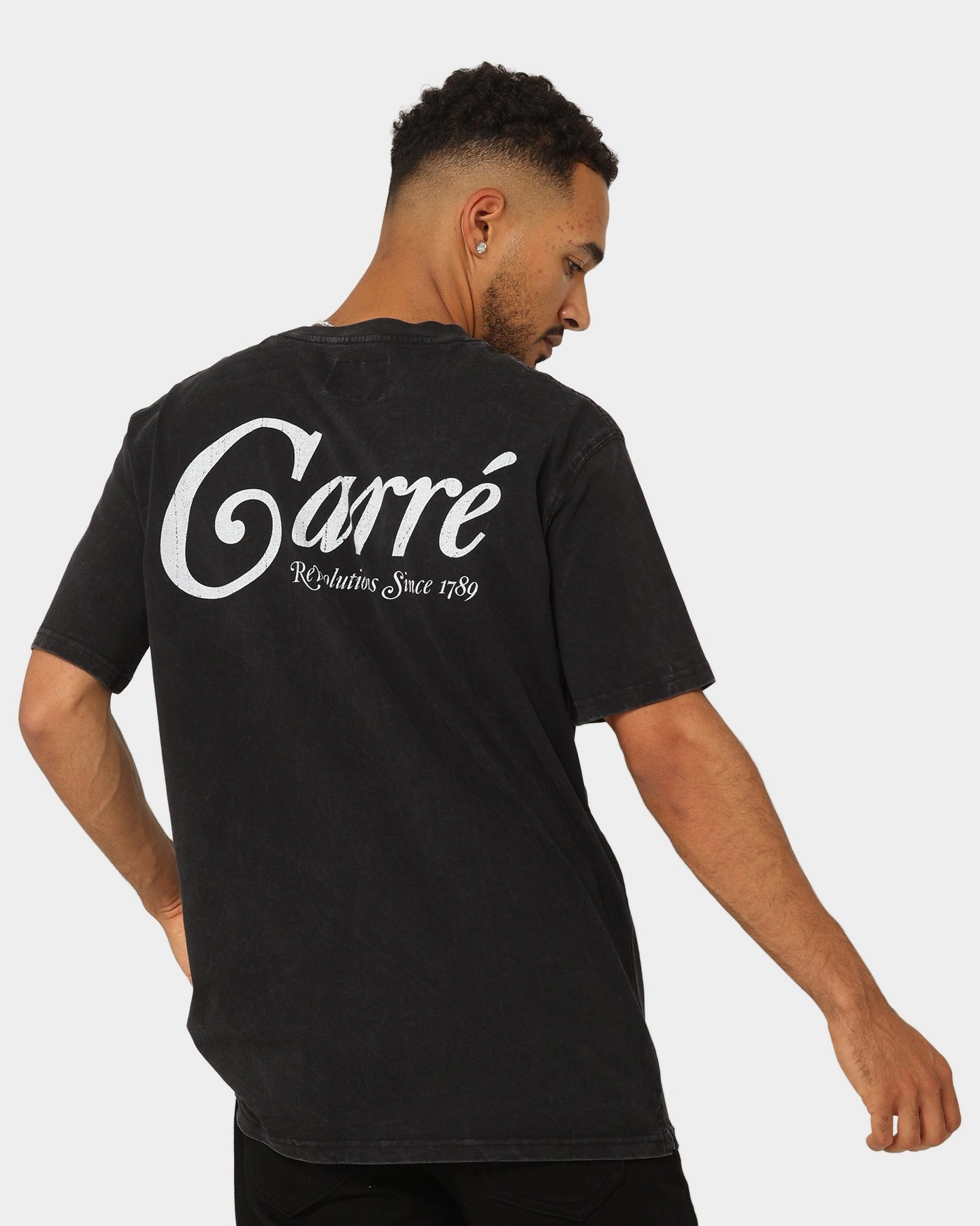 Minimalist Look Soft touch finish Carr?? Panther T-Shirt Vintage Black