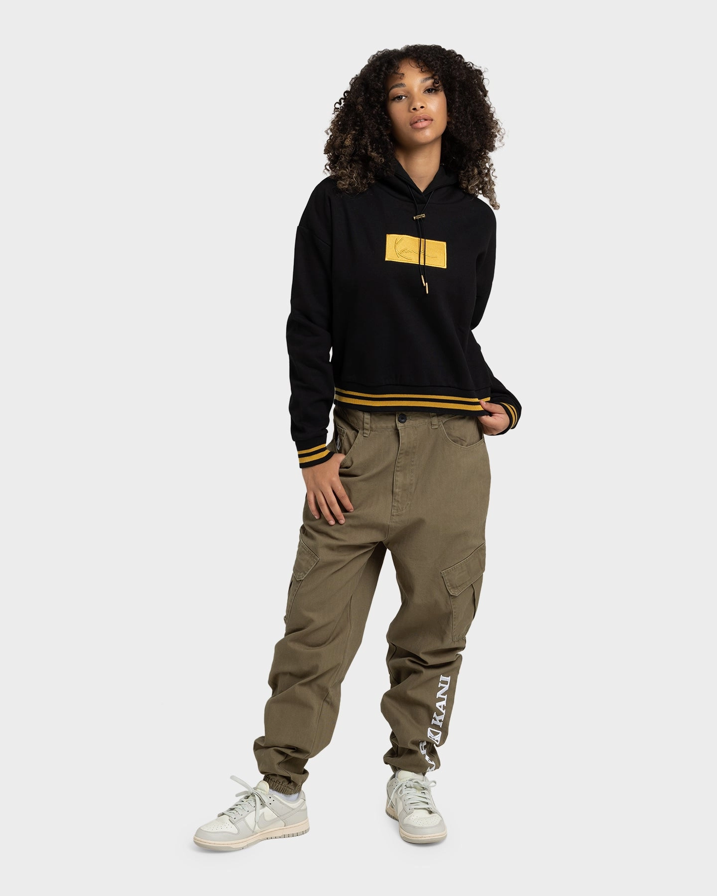 Idolize painters Karl Kani Women's Small Signature Box Hoodie Black