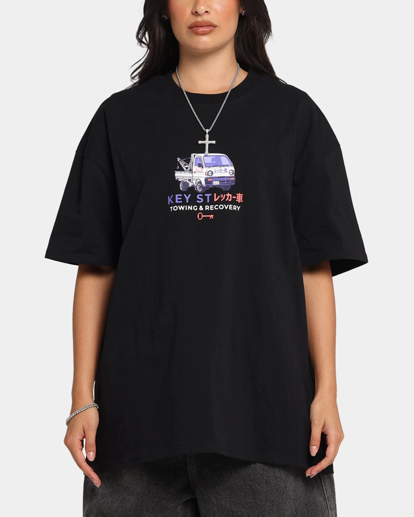 Geometric precision Ribbed Neckline Key Street Kei Tow Truck T-Shirt Black