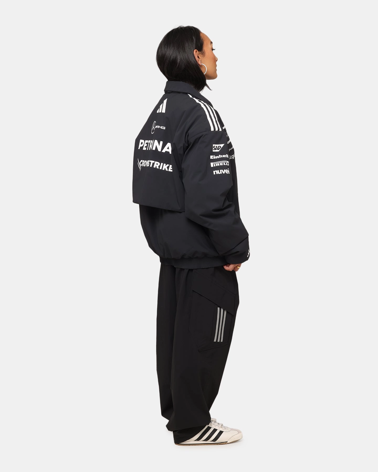 Reflective Trim Premium adidas x Mercedes-AMG PETRONAS Formula One F1 2025 Team Jacket Black/White