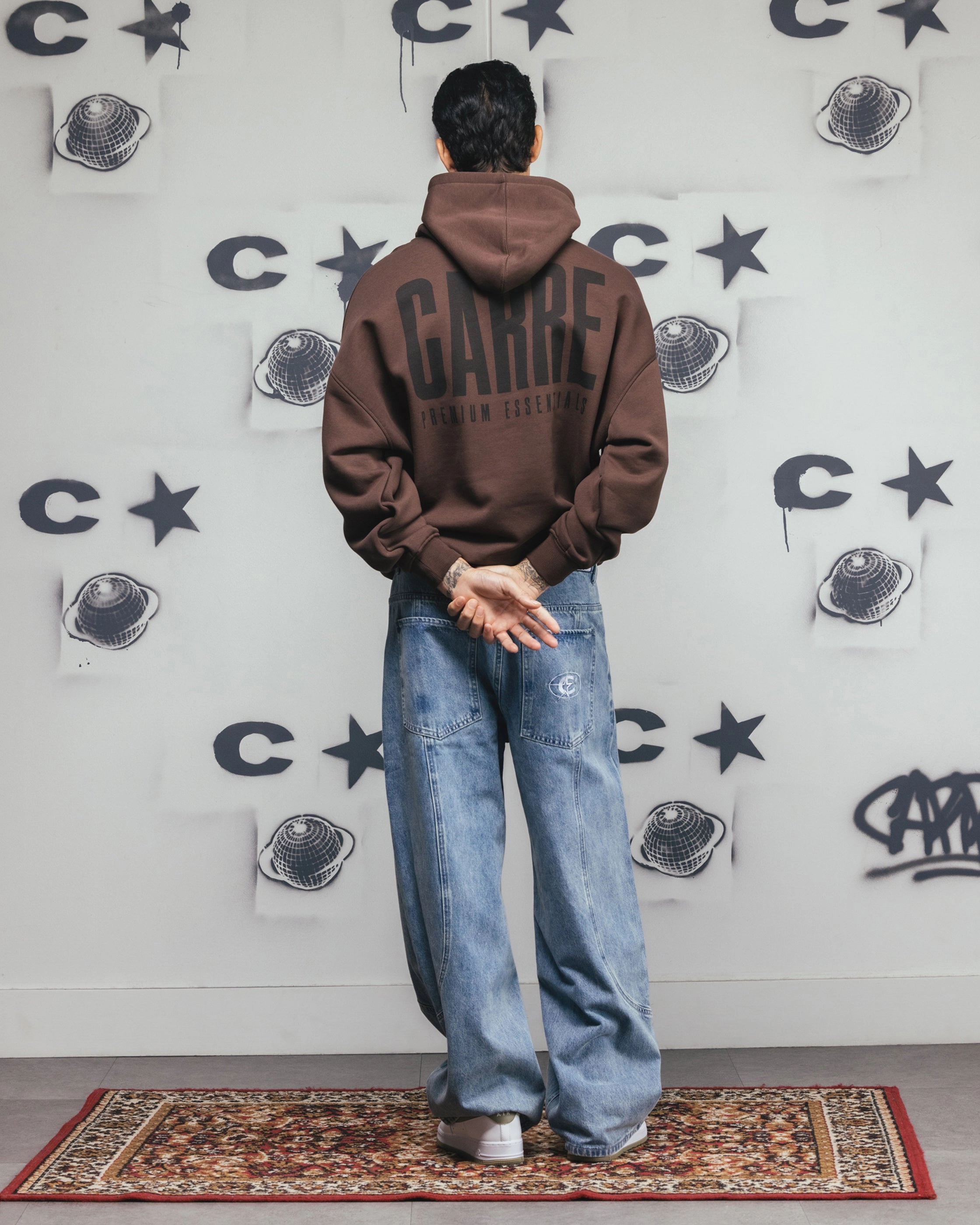Smooth inner lining Carre Premium Essentials Hoodie Chocolate