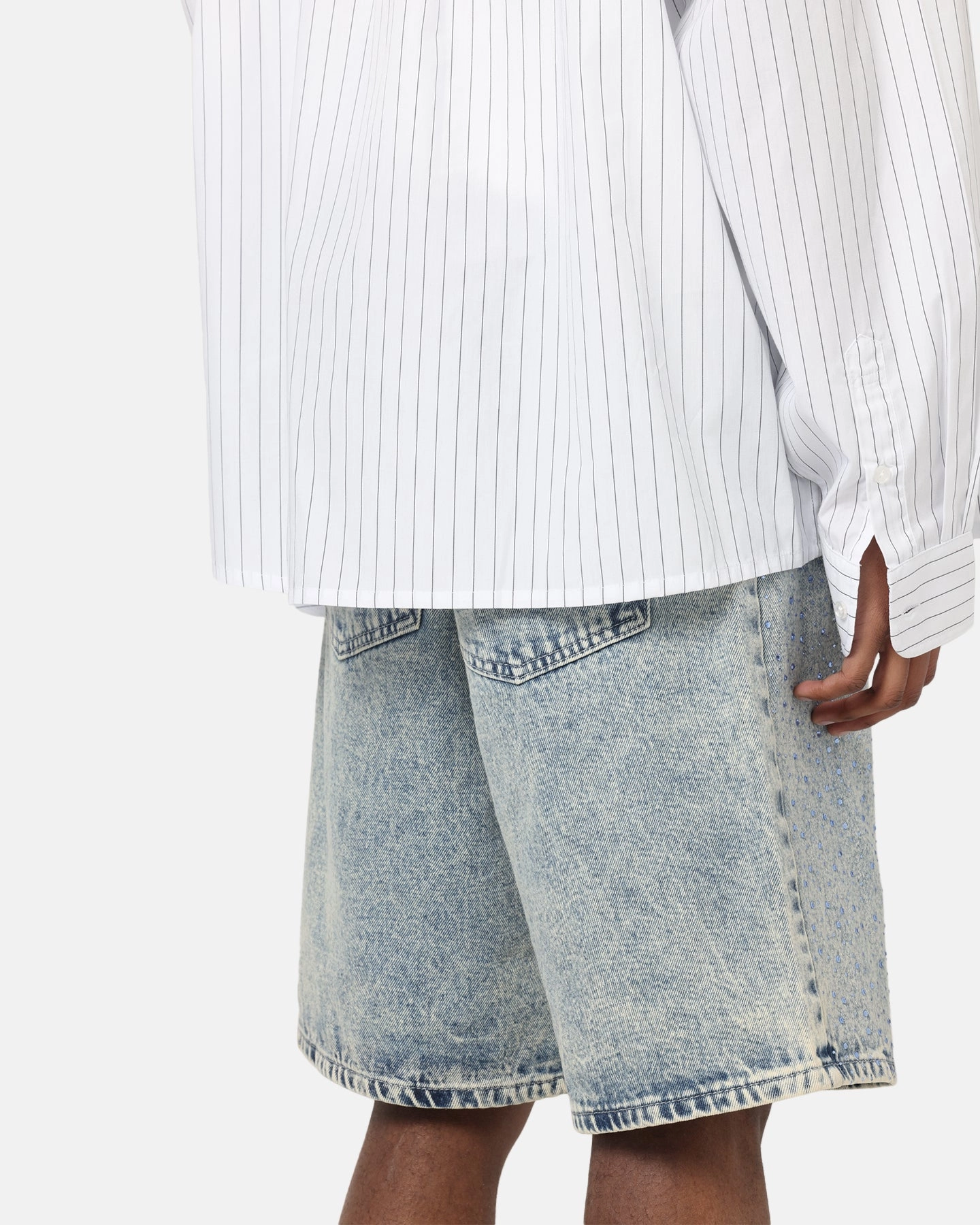Contoured Cuff Design light texture XXIII Diamond Buckle Back Jorts Blue Stonewash