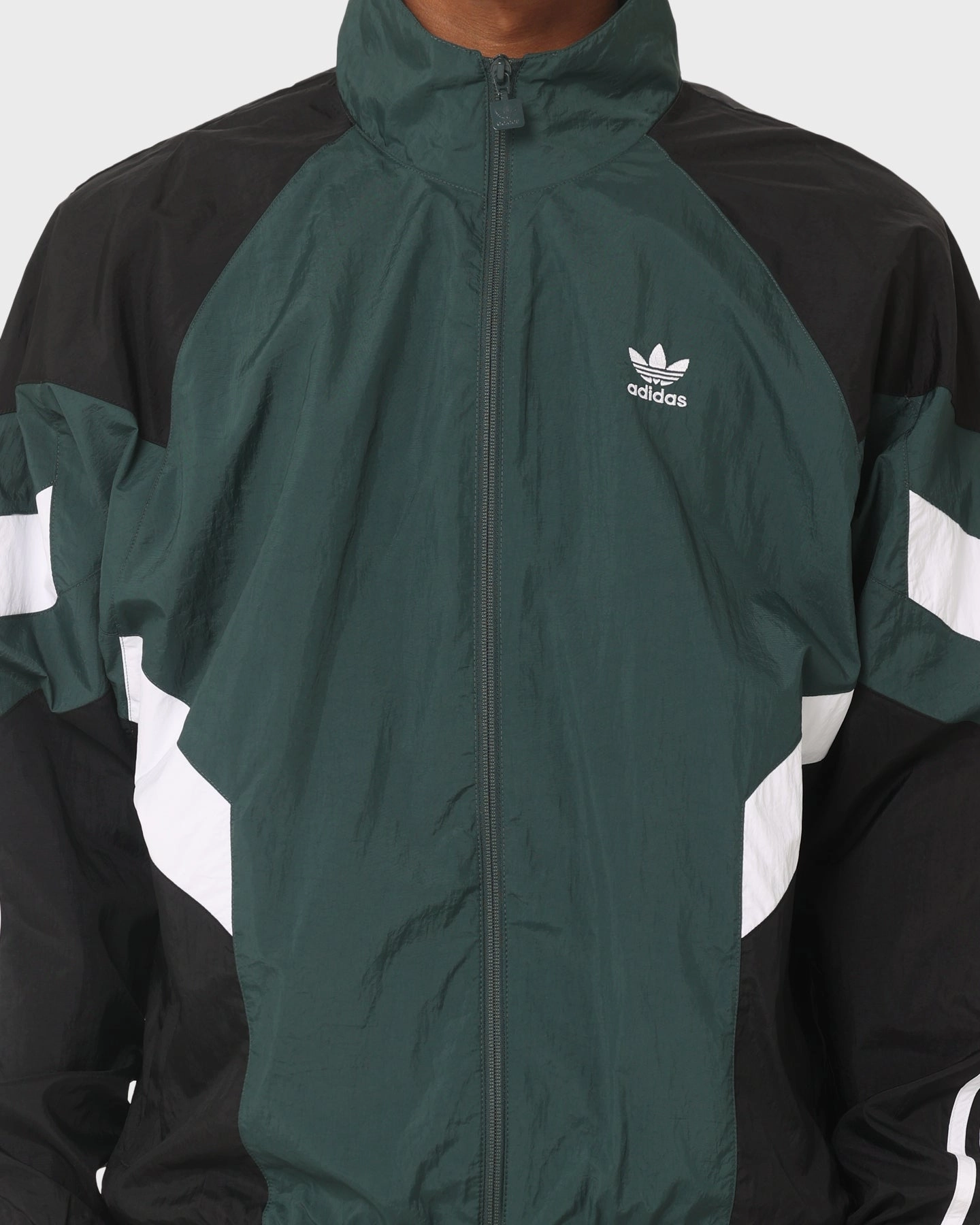 Container Adidas Woven TT Jacket Mineral Green
