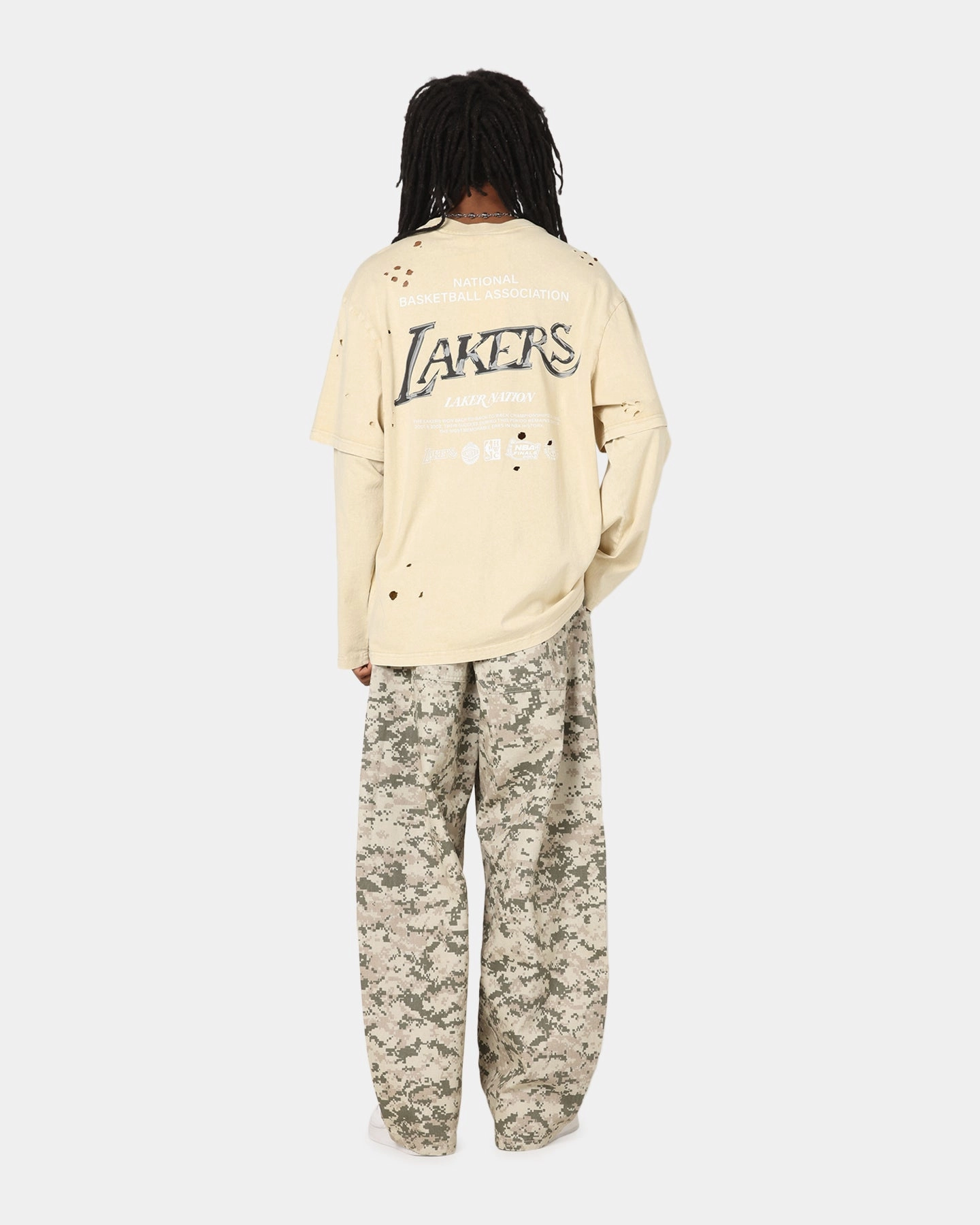 Flattering Cut No Shrink Technology Mitchell & Ness Los Angeles Lakers Chromed Mock Long Sleeve T-Shirt Khaki