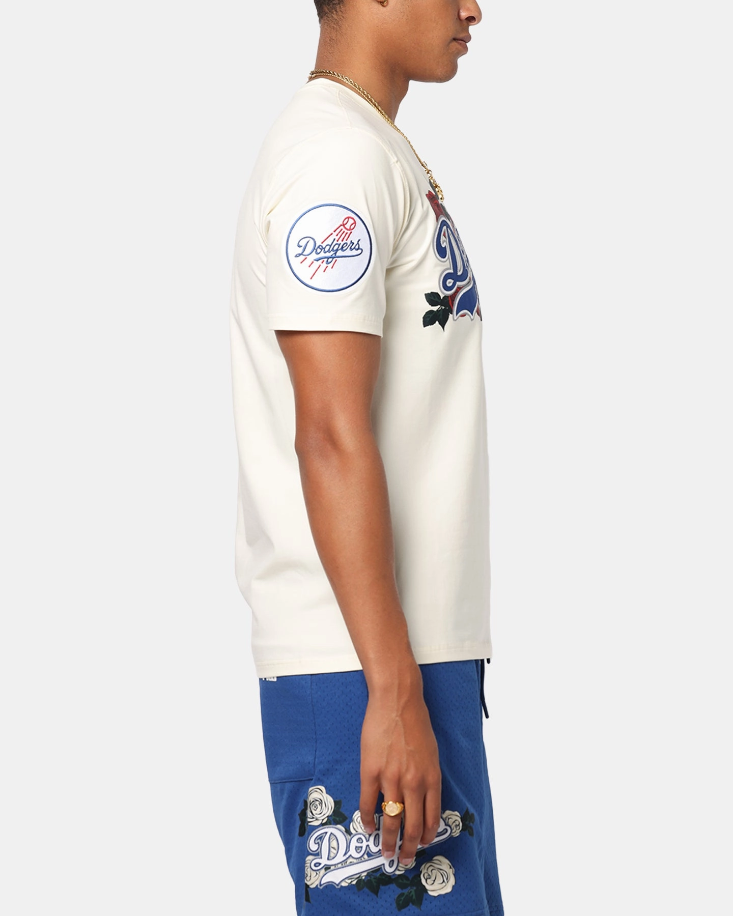 Seasonal Wear Raw Hem Finish Pro Standard Los Angeles Dodgers Roses T-Shirt Eggshell
