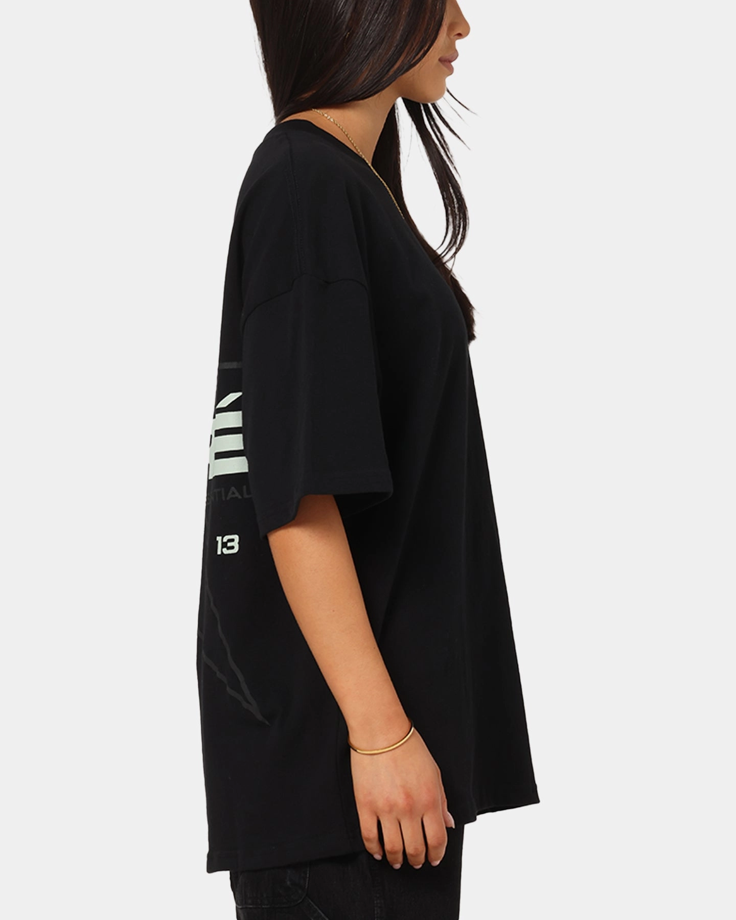 Carre Outlined T-Shirt Black Biodegradable Textile NoSideSeam