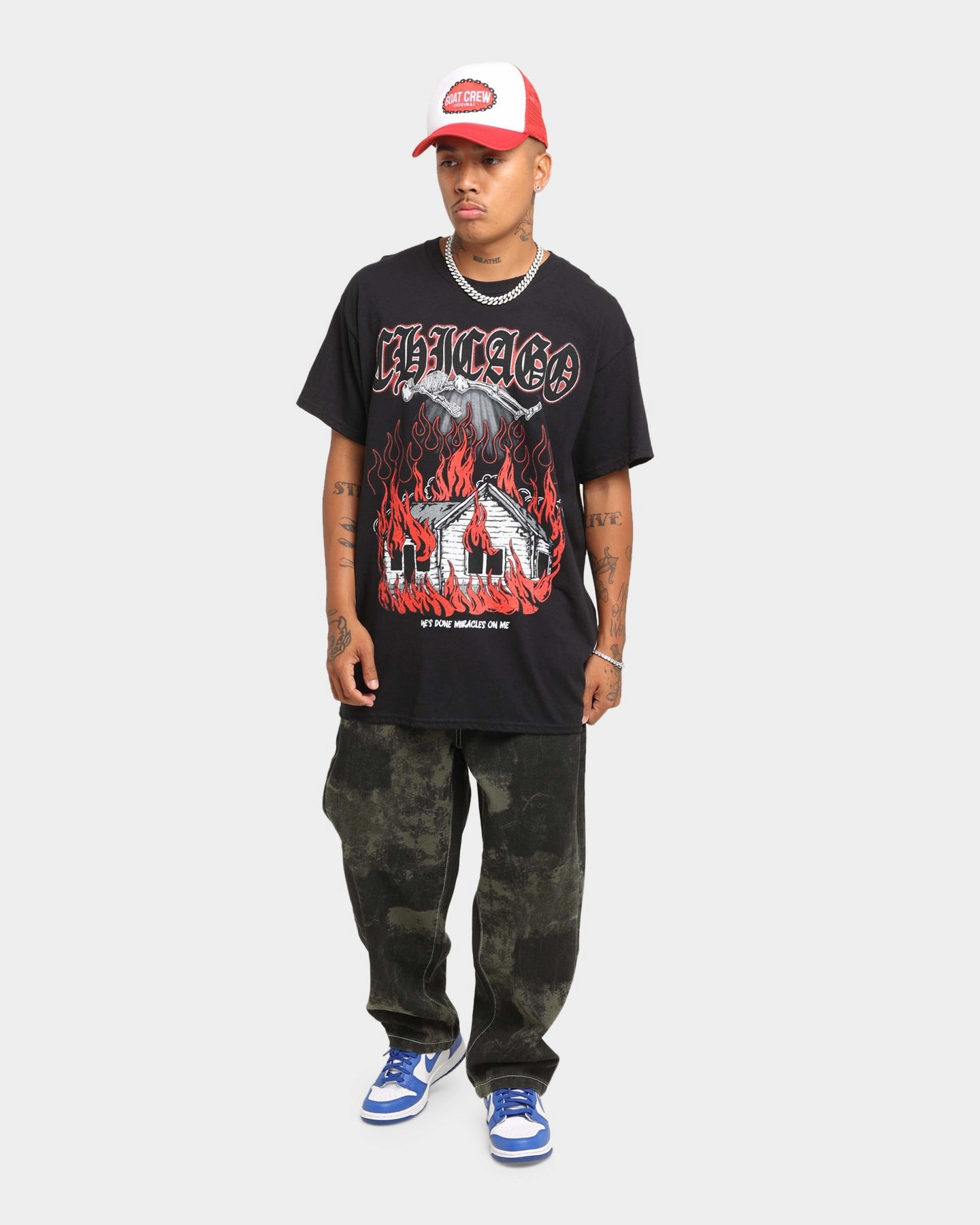 Goat Crew Chicago Vintage T-Shirt Black Casual Comfort Wear