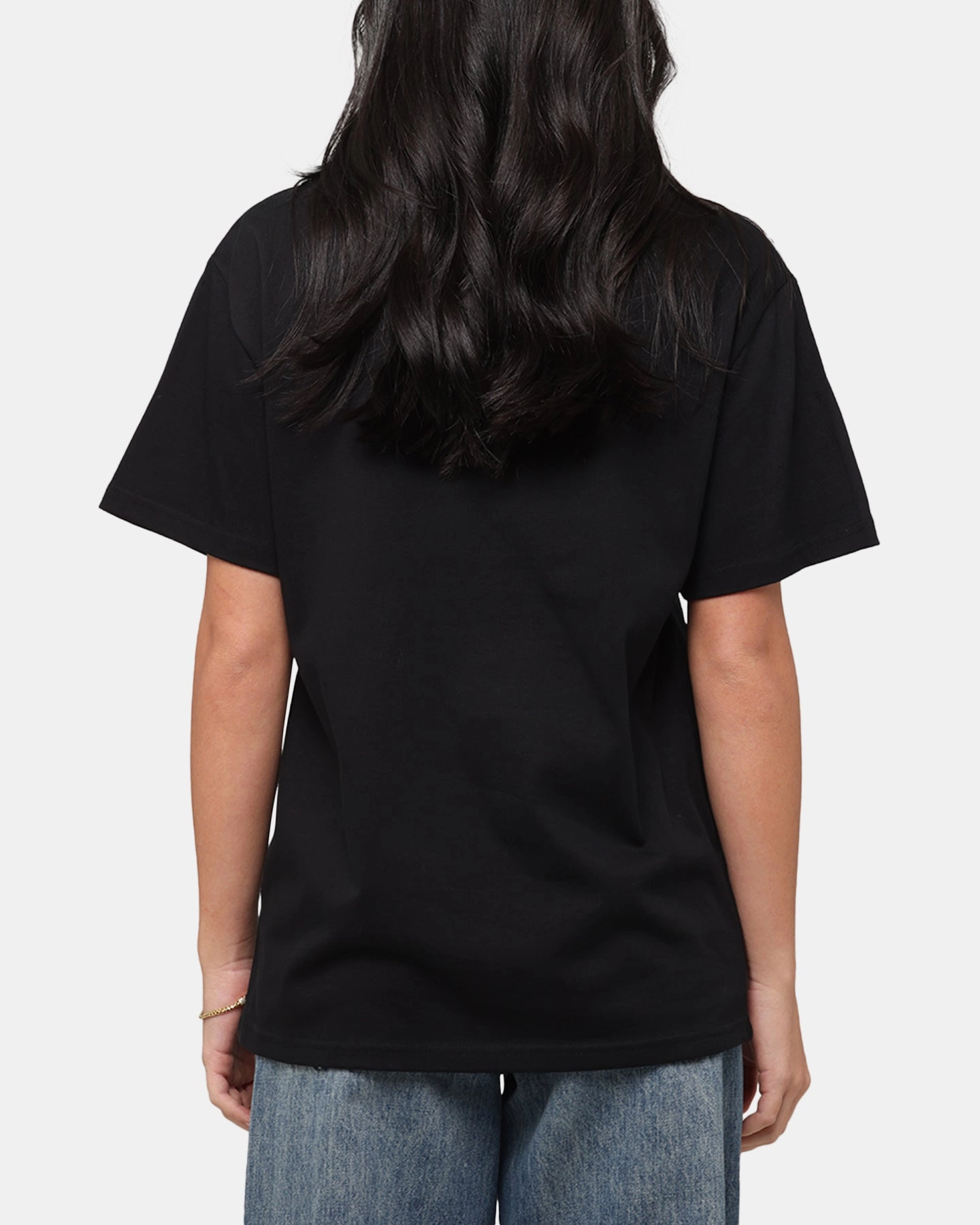 skinny but not tight GentleWashResistance Market Par 5 Bear T-Shirt Black
