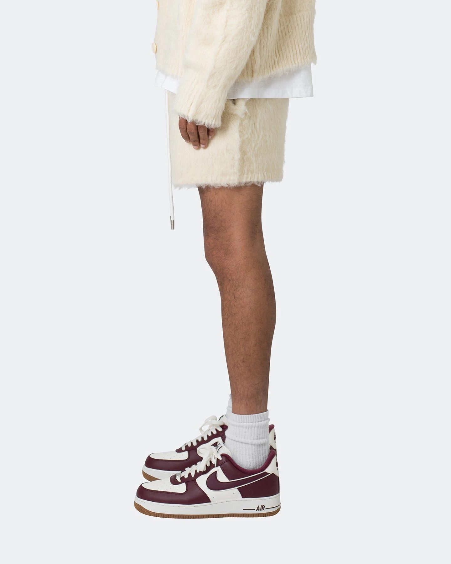 Quick Release Fasteners MNML Fuzzy Sweat Shorts Off White