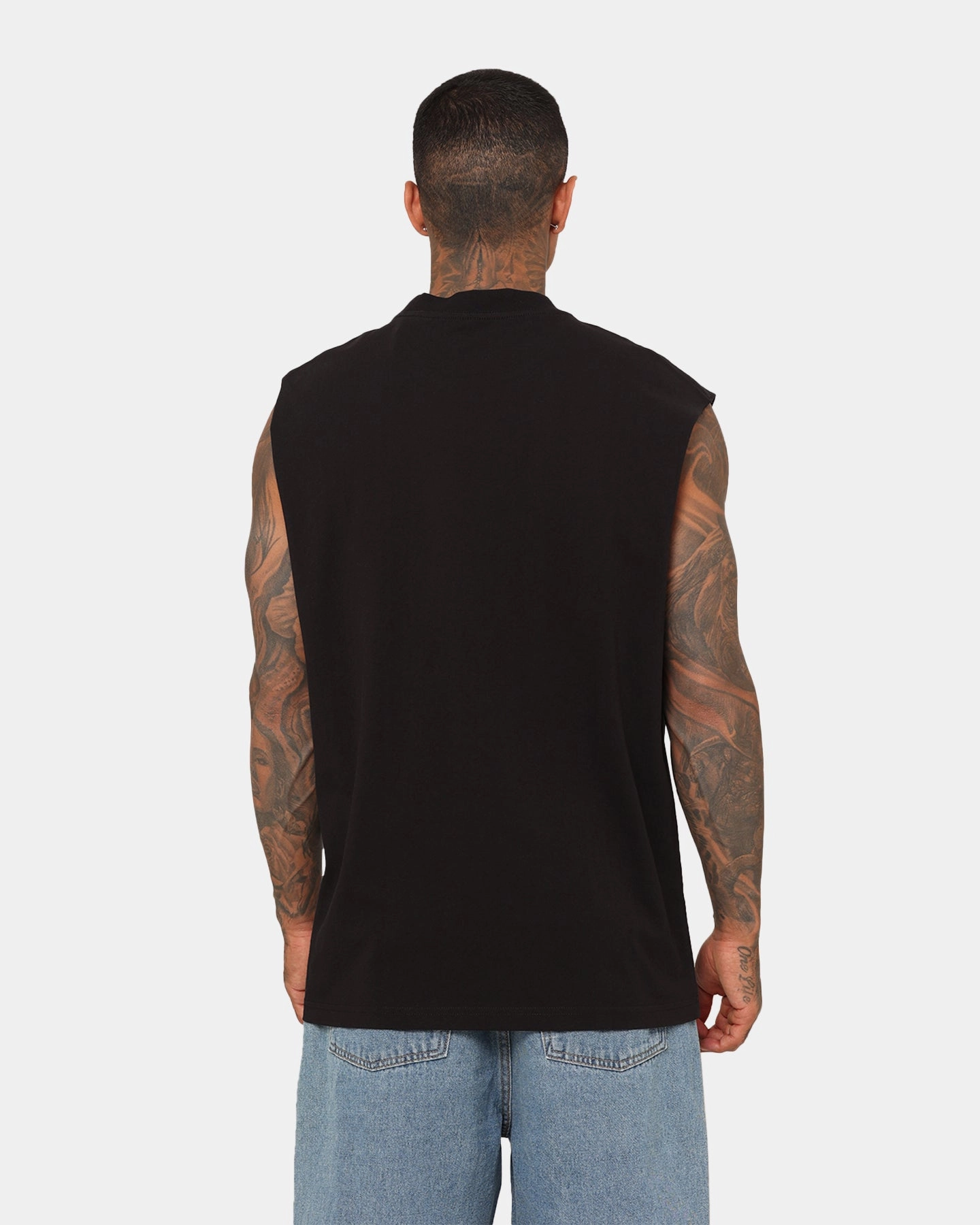Fresh Style Casual Layer Look Mitchell & Ness Los Angeles Lakers Shaquille O'Neal Brush Off Muscle T-Shirt Black