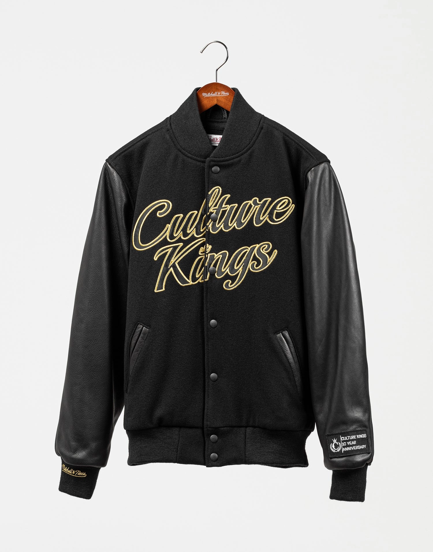 CULTURE KINGS 10 YEAR ANNIVERSARY PACK BLACK/GOLD Tear Resistant
