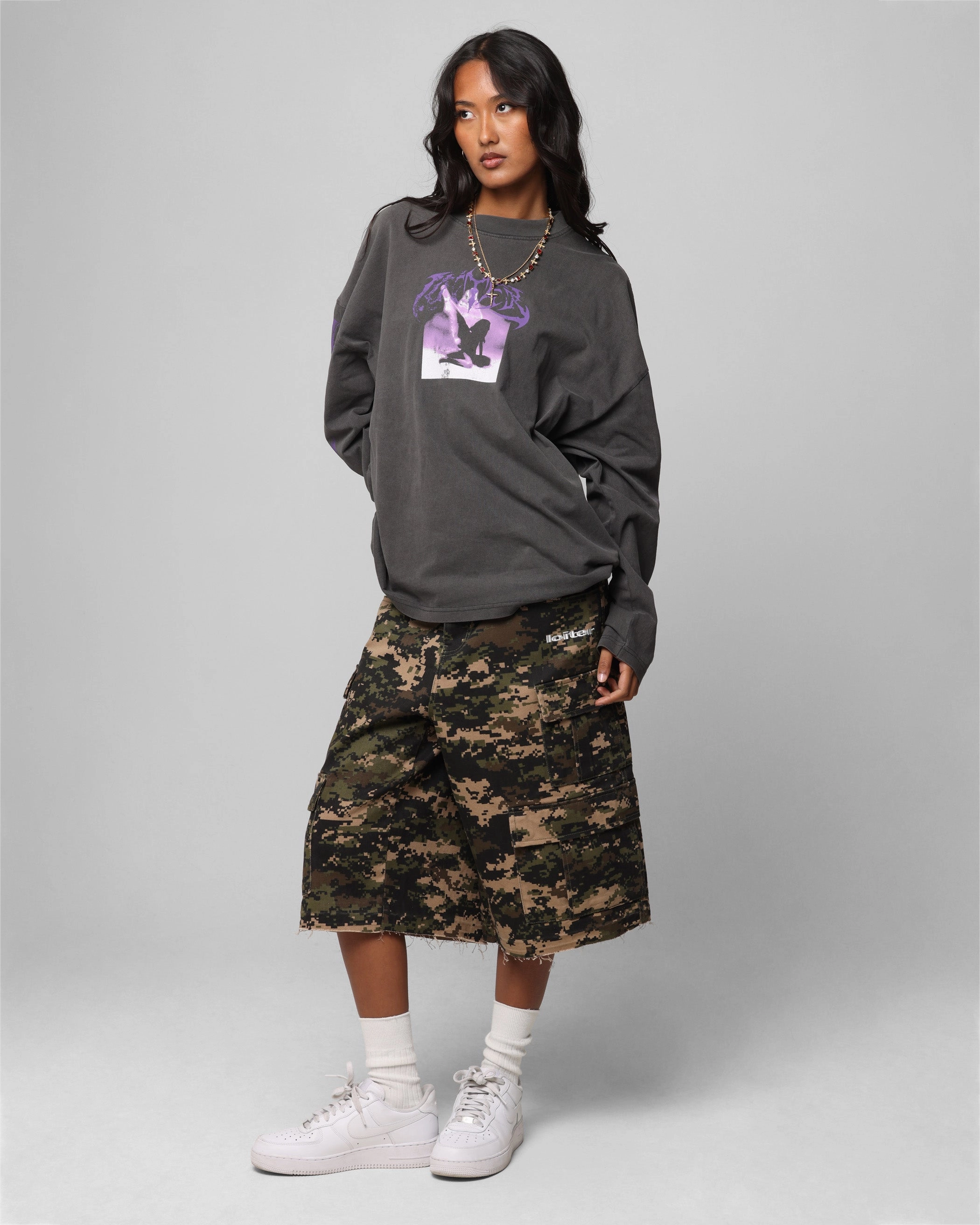 Street Fashion Loiter Angel Number Long Sleeve T-Shirt Charcoal