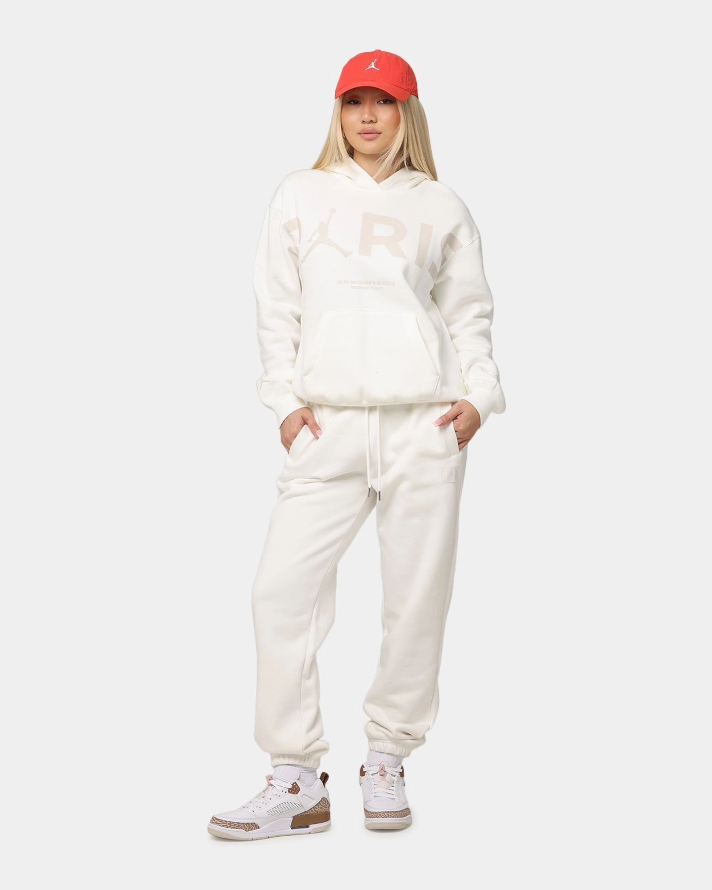 Jordan Women's Paris Saint-Germain Brooklyn Fleece Graphic Pullover Hoodie Sail Waterproof Outer Layer Concealer