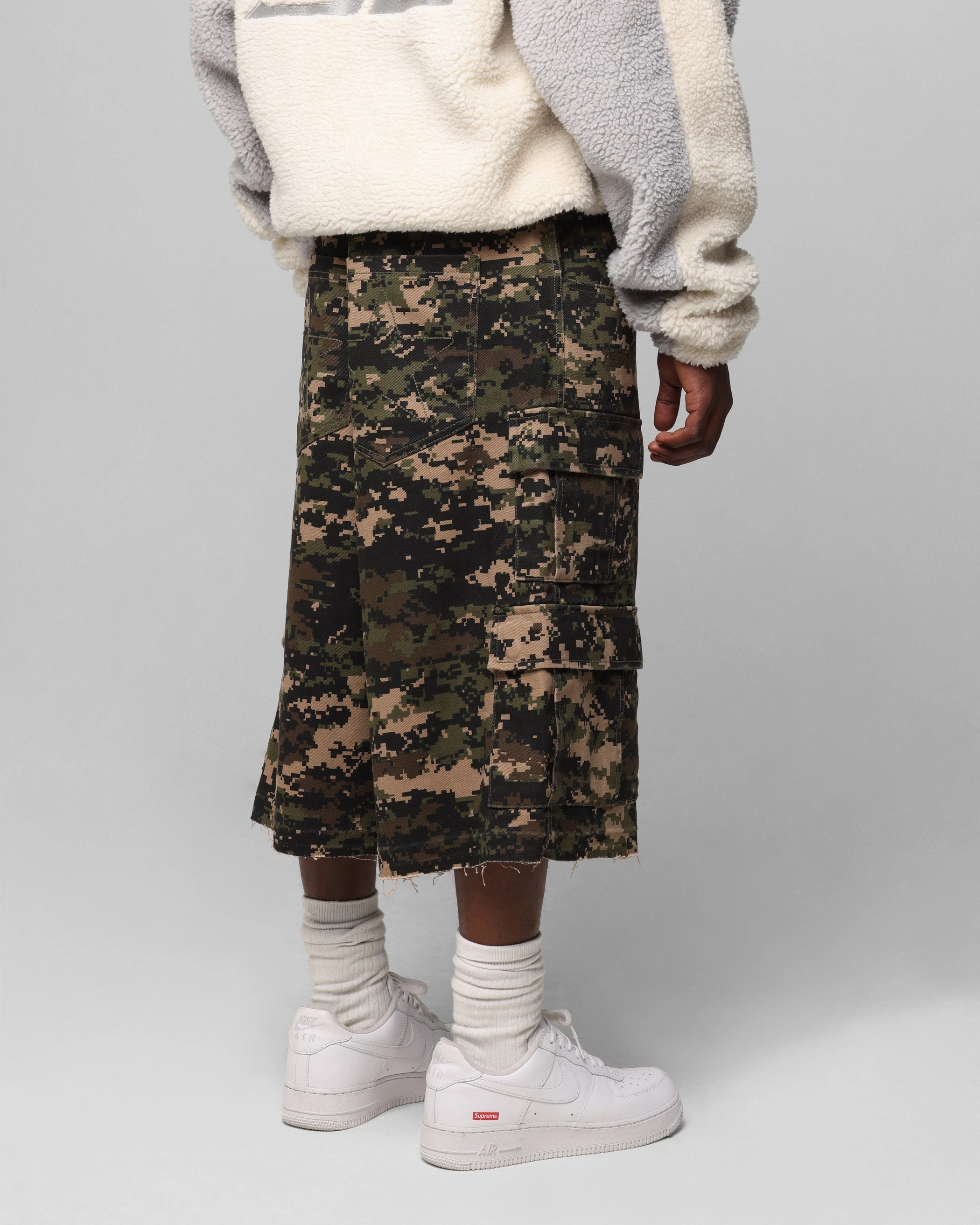 Summer Mood earthy shades Loiter 3 Quarter Pants Digi Camo