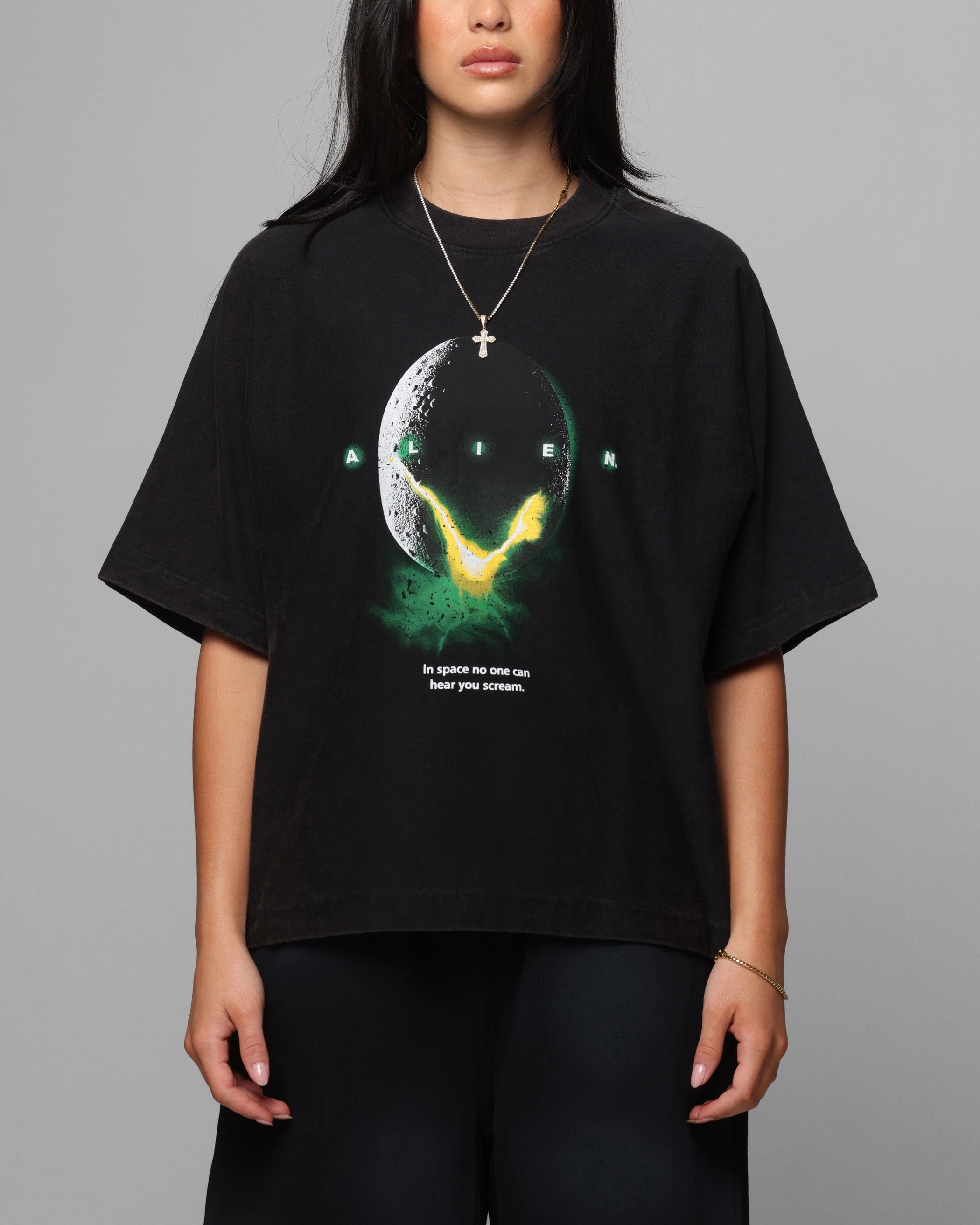 Comfortable Casual Loiter Alien Boxy T-Shirt Washed Black