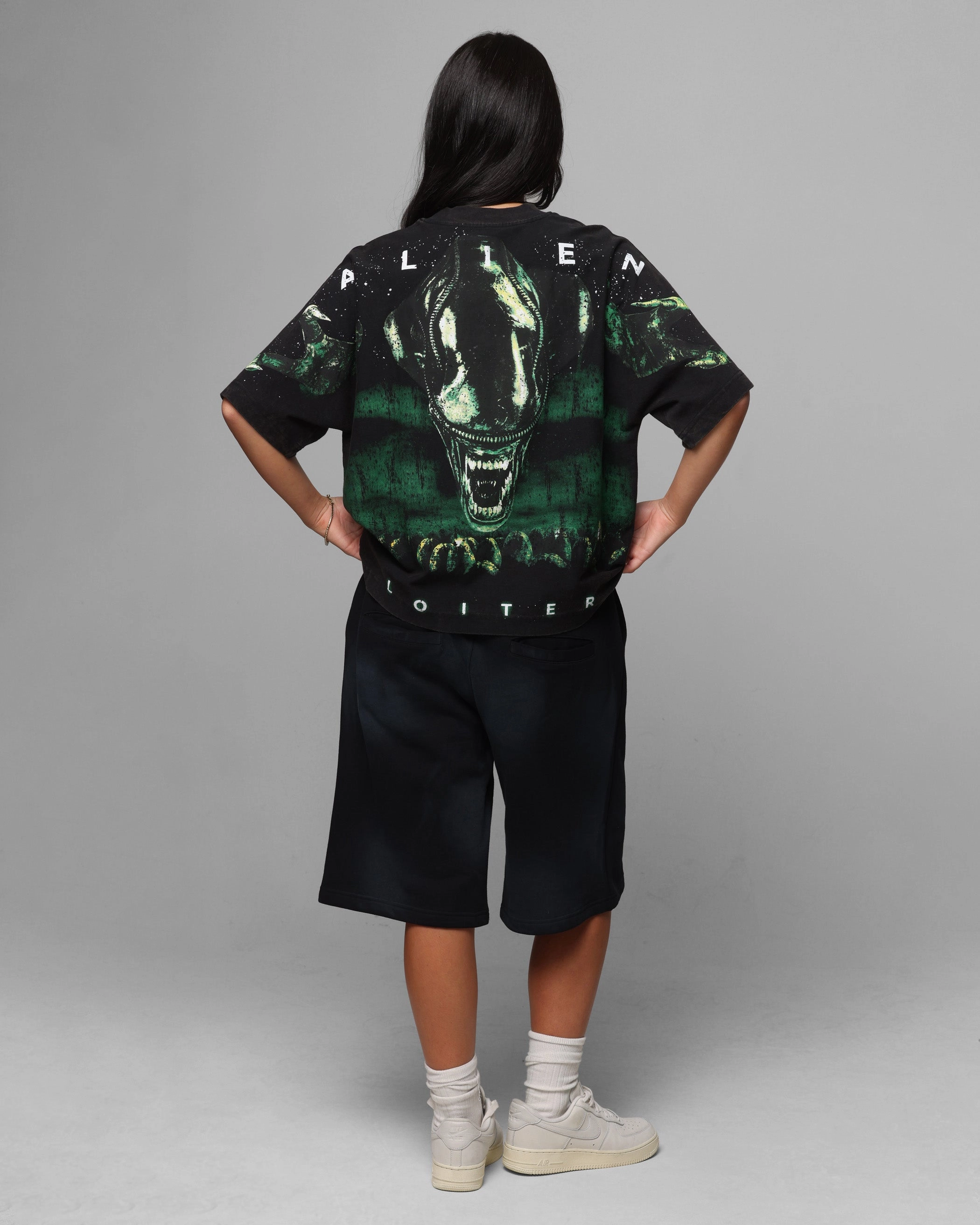 Loiter Alien Boxy T-Shirt Washed Black Functional Look