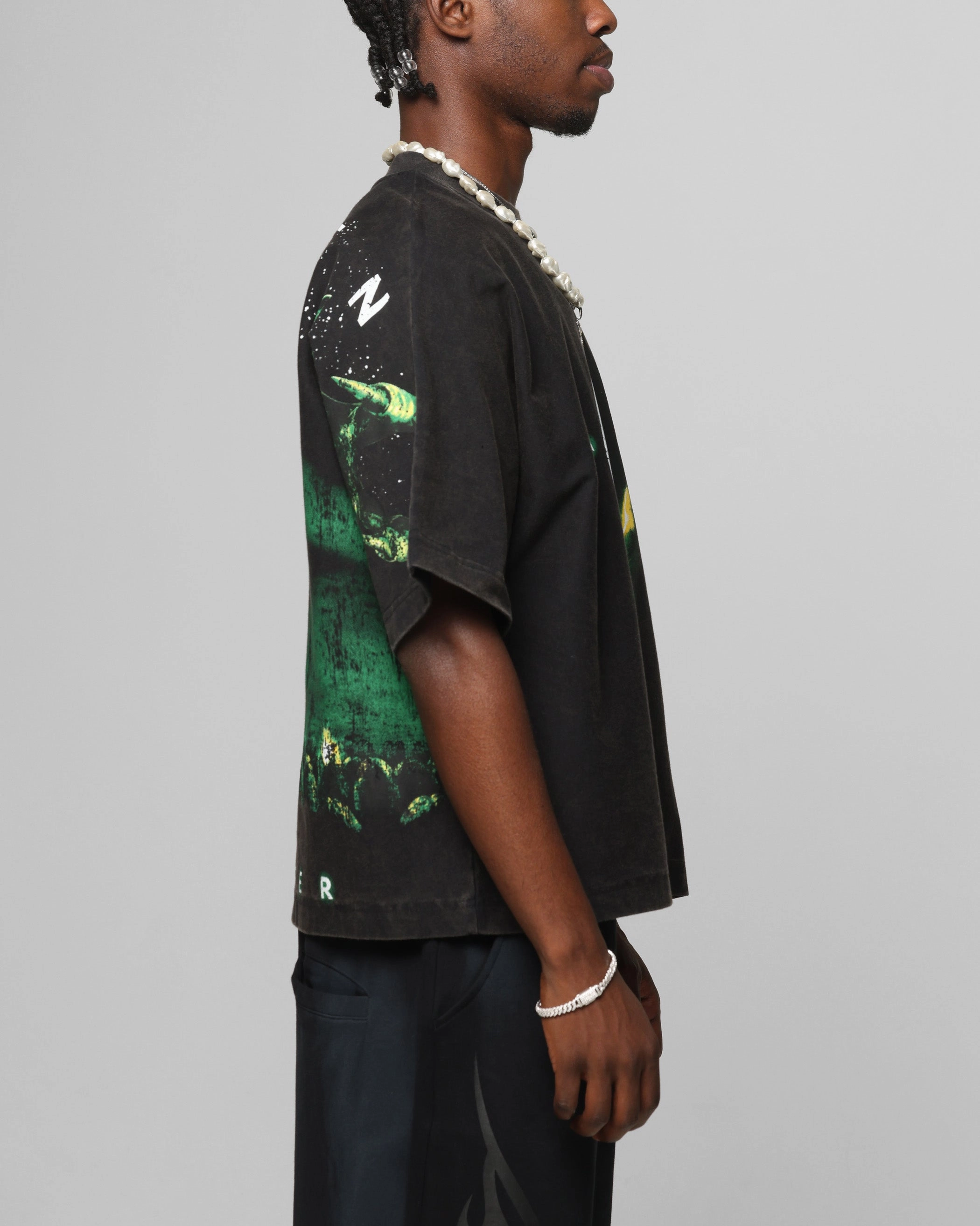 Loiter Alien Boxy T-Shirt Washed Black Sports Outfit Soft Finish