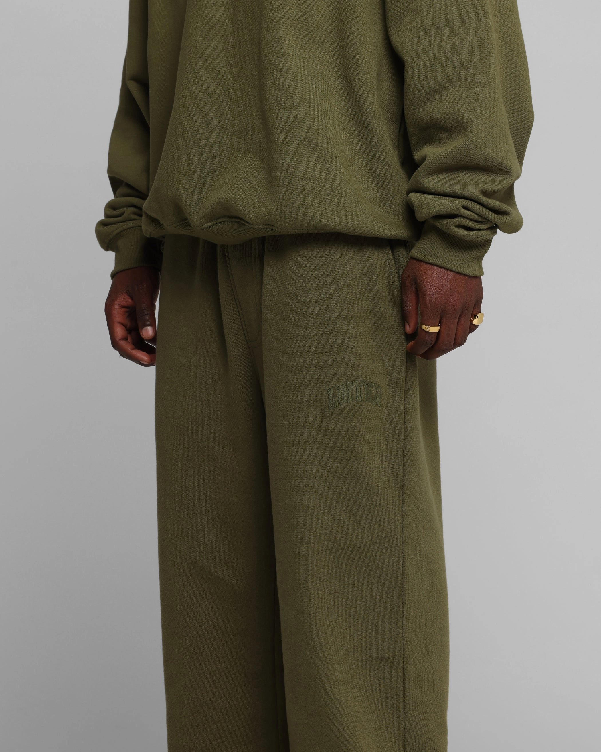 ReflectiveTrim Quick Adjust Fit Loiter Arch Premium Sweat Pants Khaki
