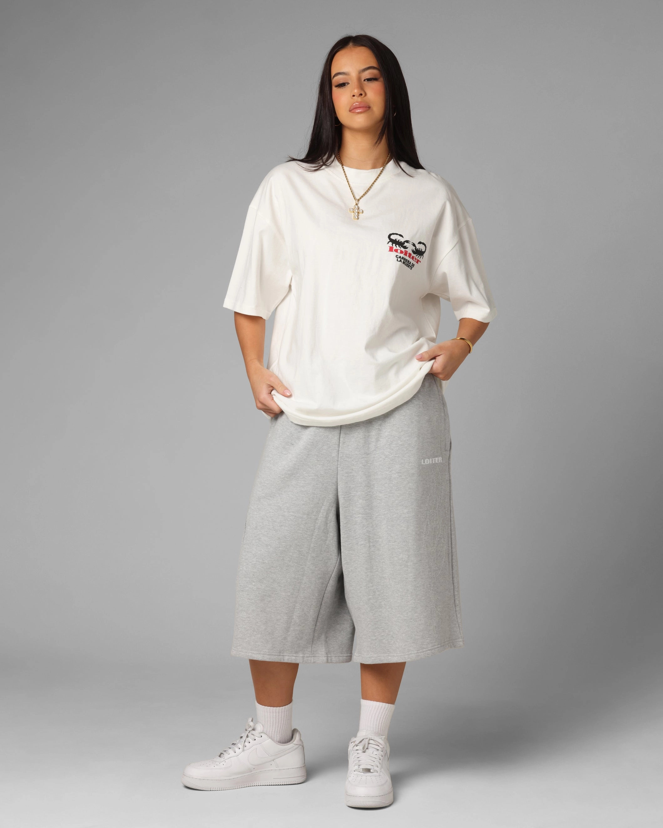 Sleek Design Fun Style Loiter Bullrush Premium T-Shirt Off White