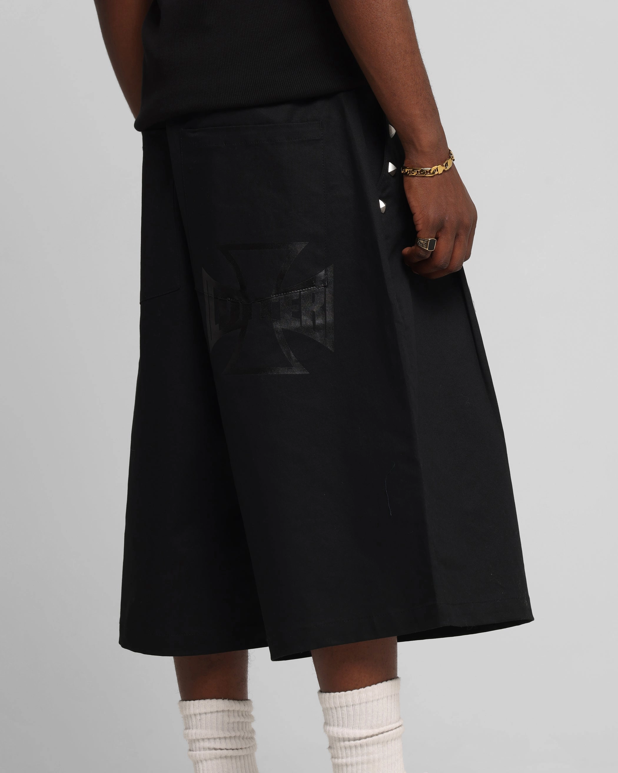 Loiter Chopper Baggy Shorts Black Casual Style Yarn Dyed Pattern
