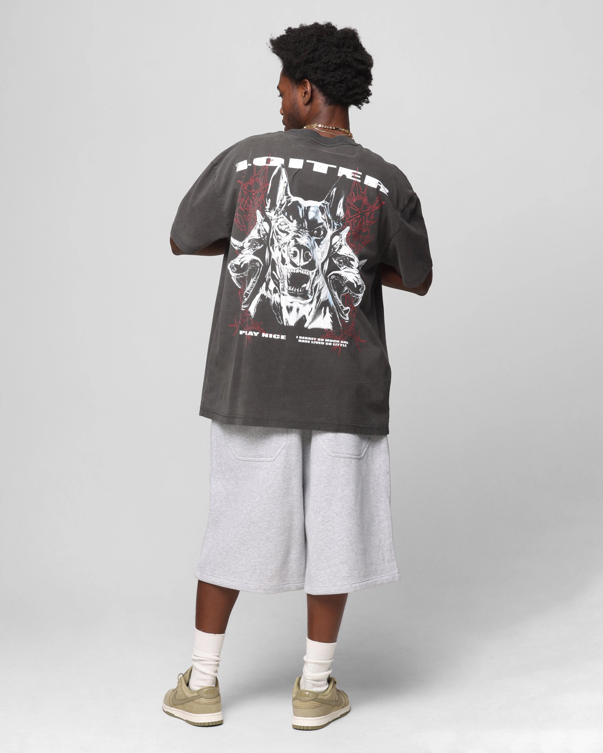AllSeasonWear Loiter Chrome Dogs Vintage T-Shirt Black Wash