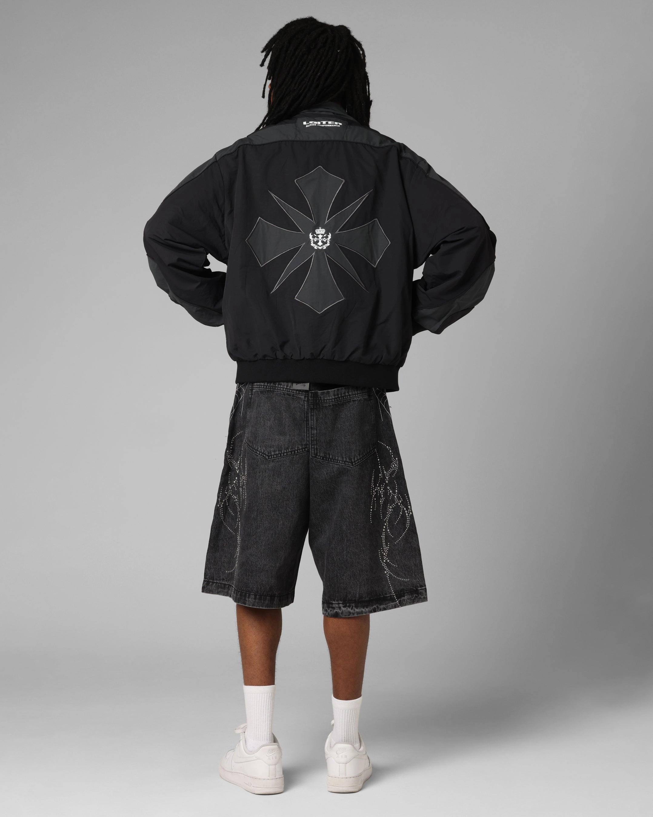 non adjustable Loiter Club Classic Track Jacket Black