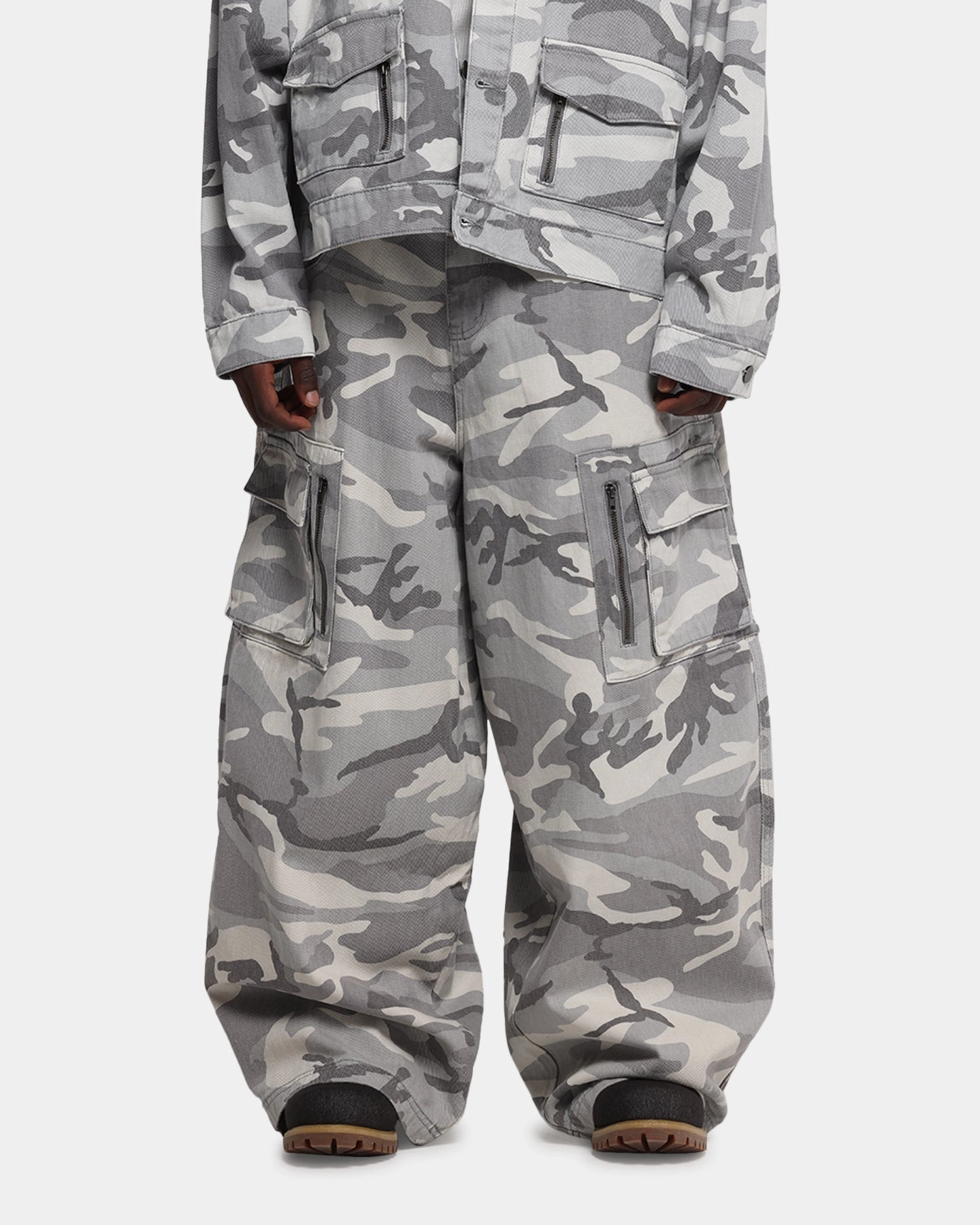 Essential Wear Loiter Combat Cargo Pants Snow Camo