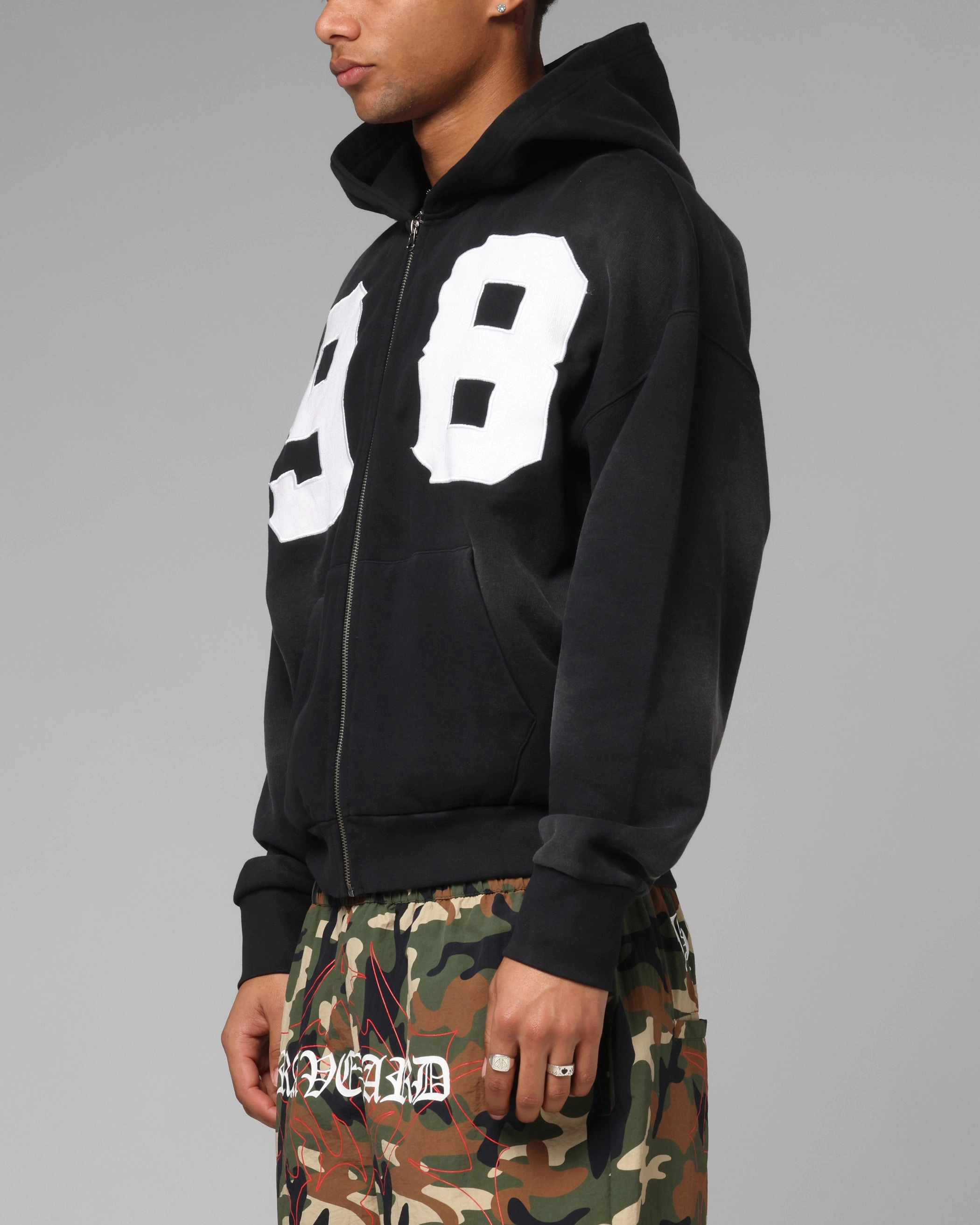 YKK Zipper Loiter Cosmos Hoodie Washed Black