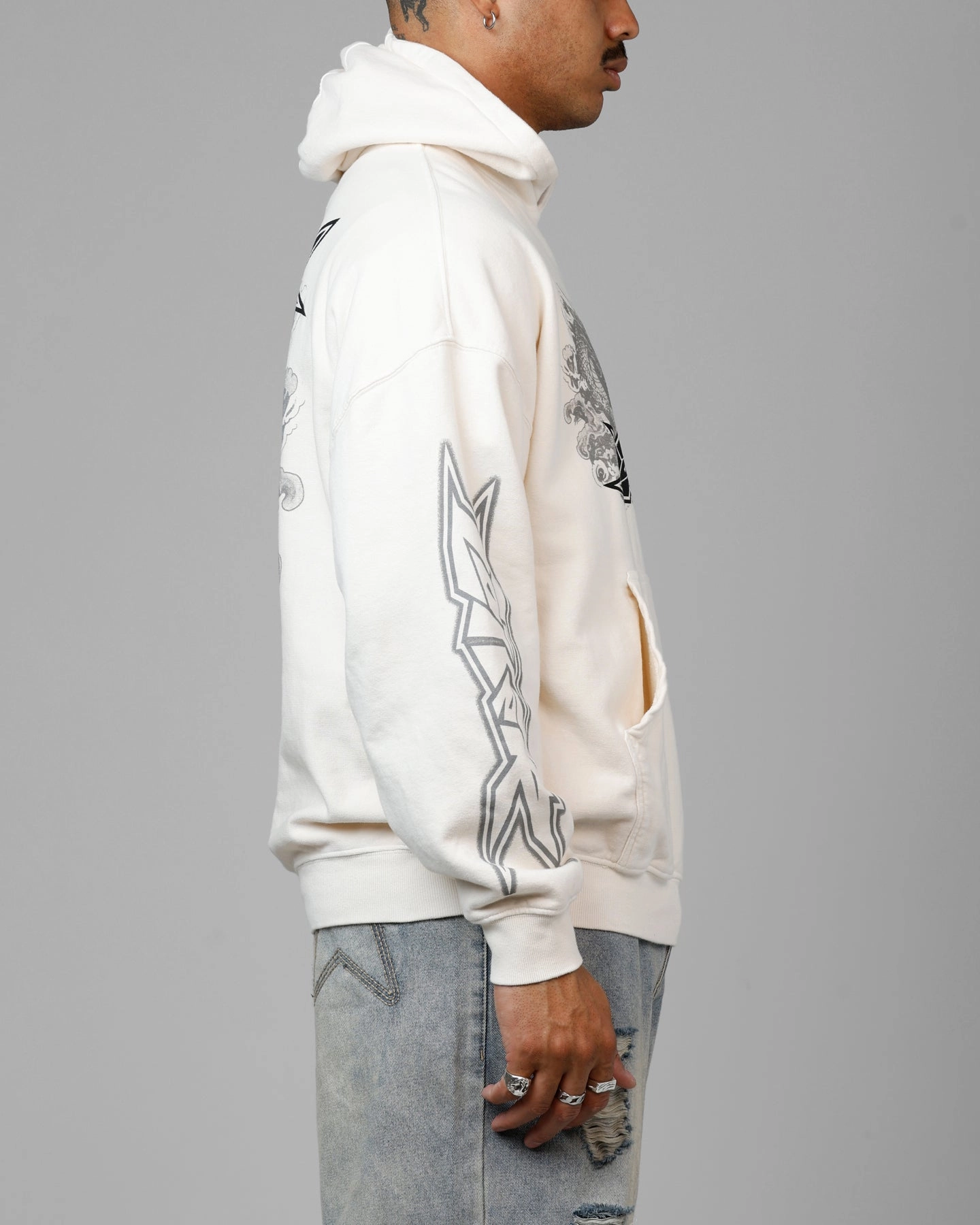 Loiter Draco Born Hoodie Off White Assist Sombrero