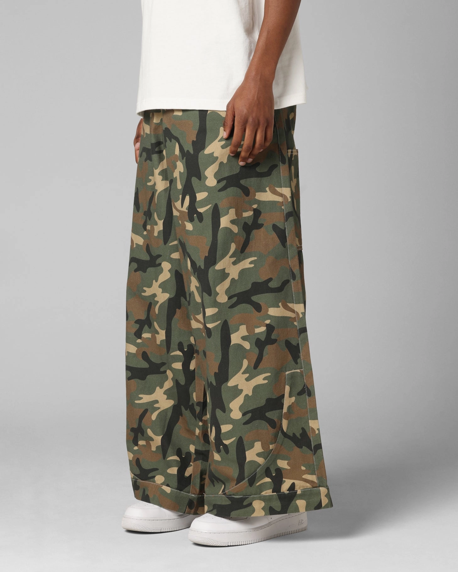 Loiter F-22 Raver Jeans Woodland Camo Comfortable Outfit
