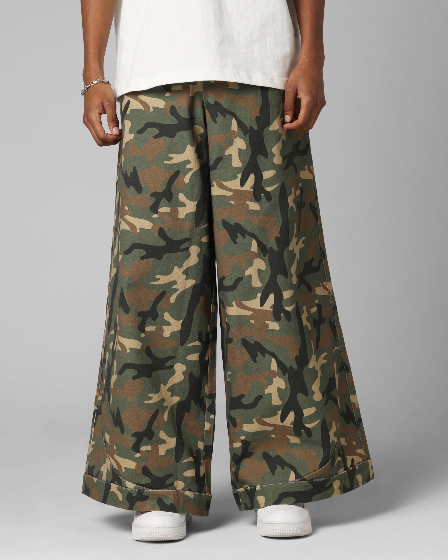 Loiter F-22 Raver Jeans Woodland Camo Reinforced Belt Loops