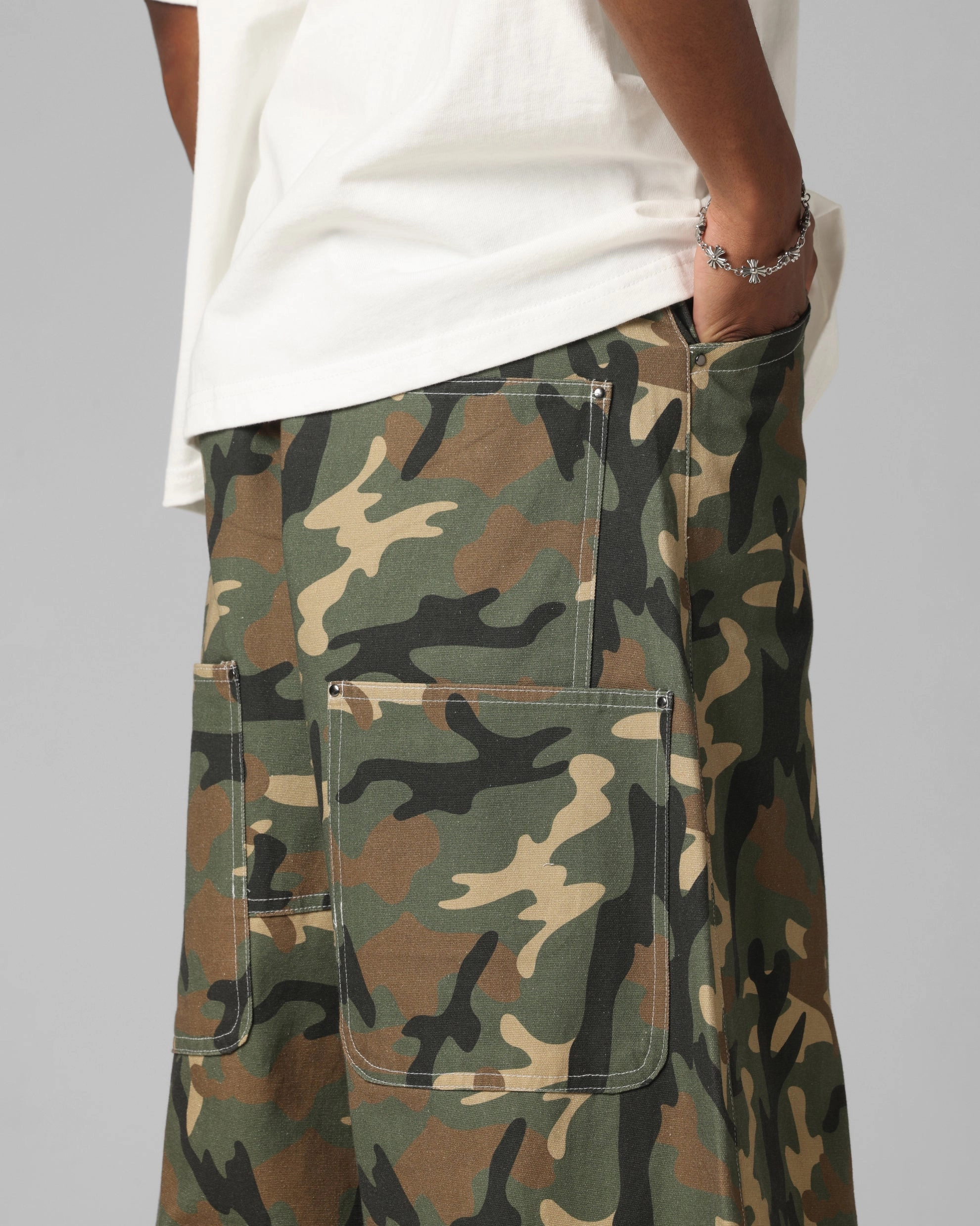 Loiter F-22 Raver Jeans Woodland Camo Spring Mood Trendy