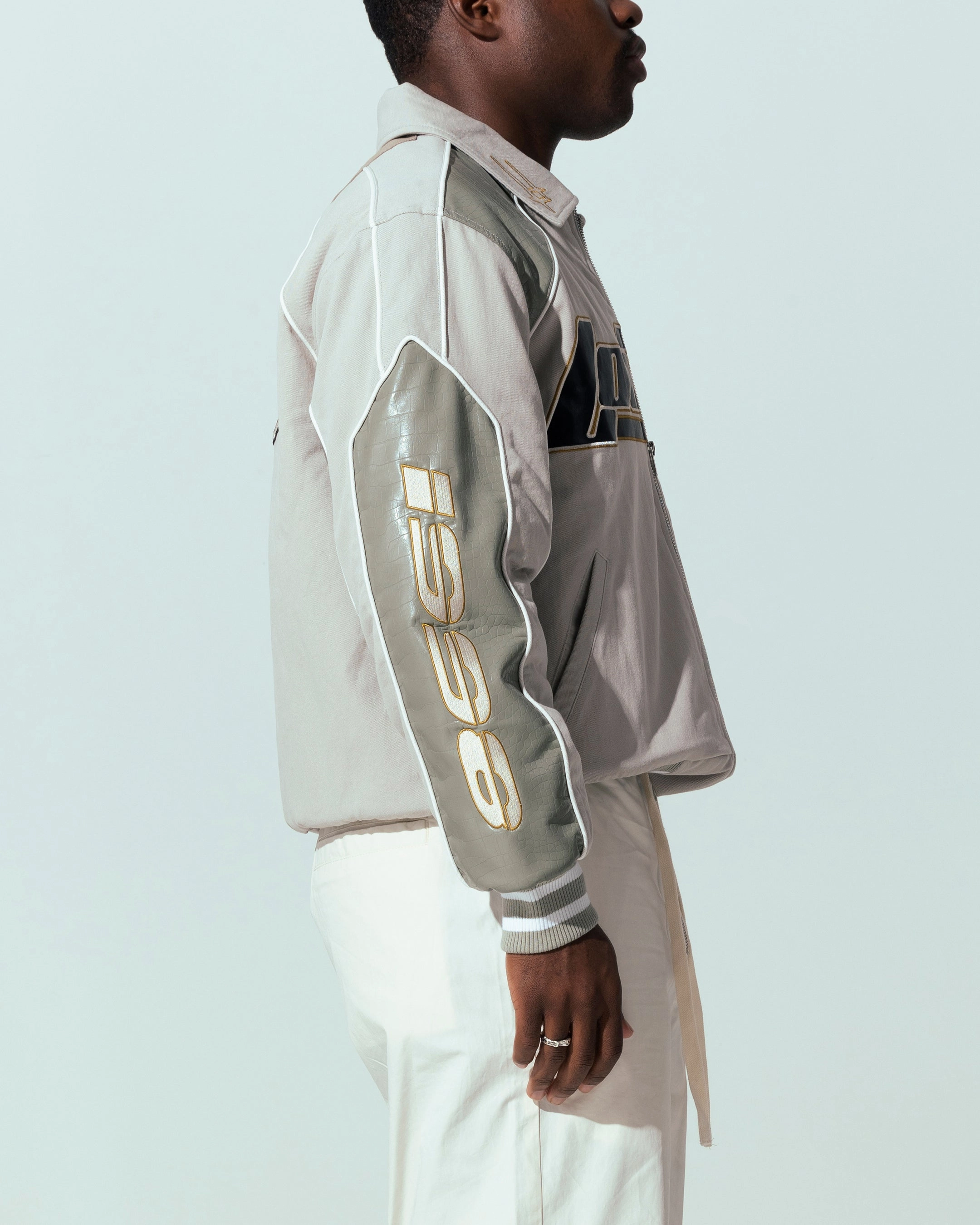 Flexible Shield Loiter Formula Jacket Beige