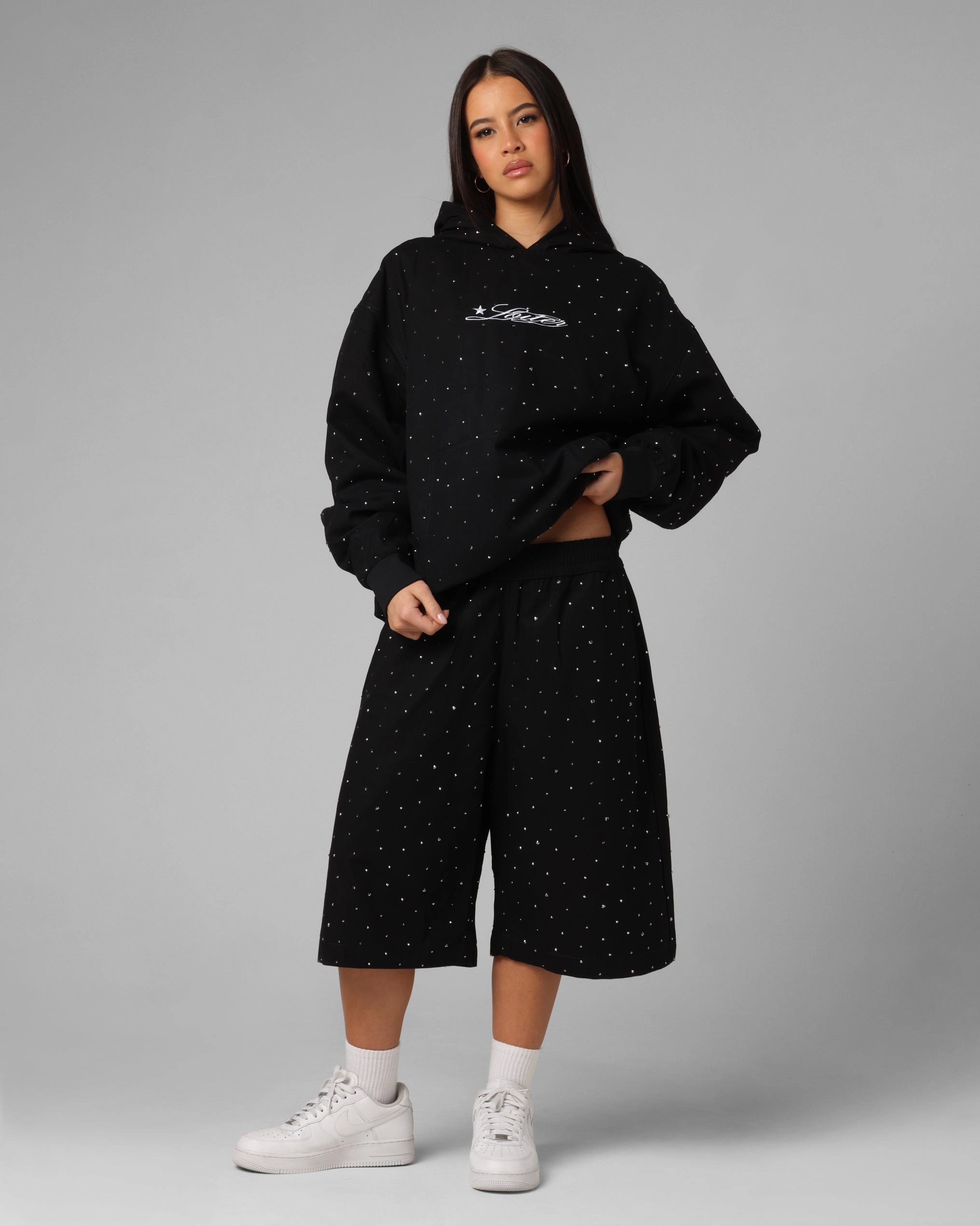present for her quick-drying Loiter Hail Storm Shorts Black
