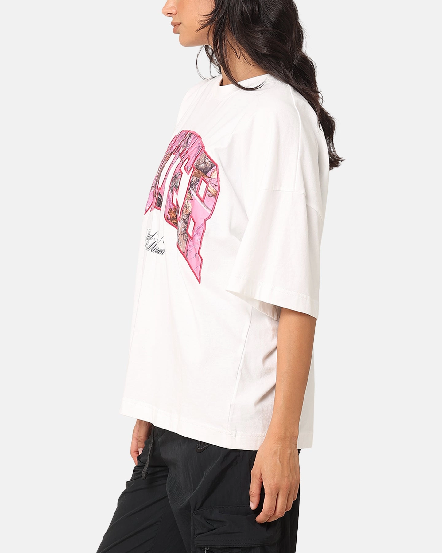 Loiter Hunter T-Shirt Off White shopping Vintage Look