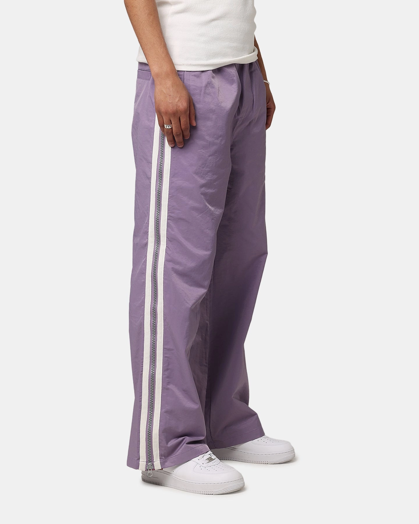 Tagless label Stretchable Fabric Loiter Hunter Track Pant Purple