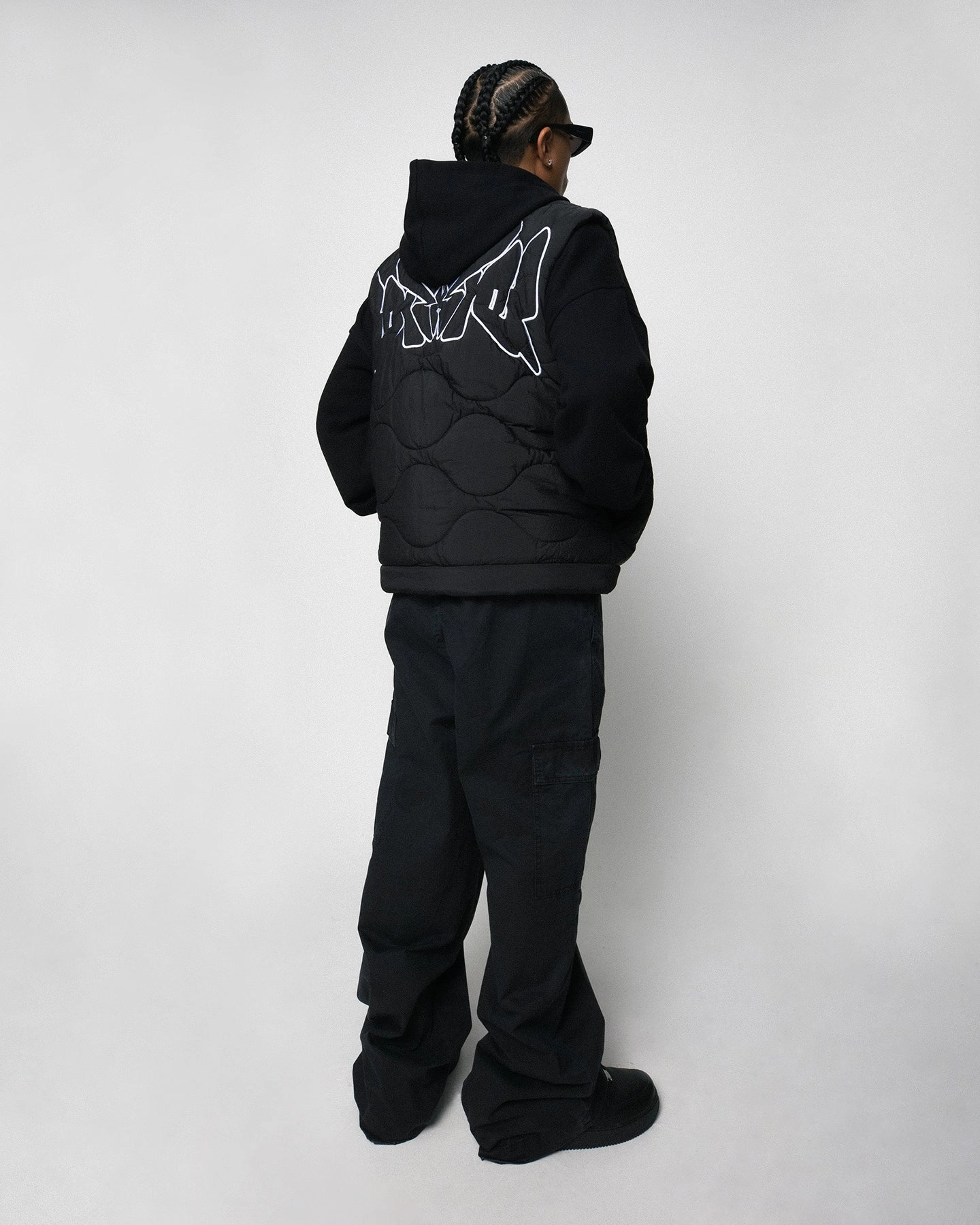 Loiter Hunter Vest Black Durable Outer Layer