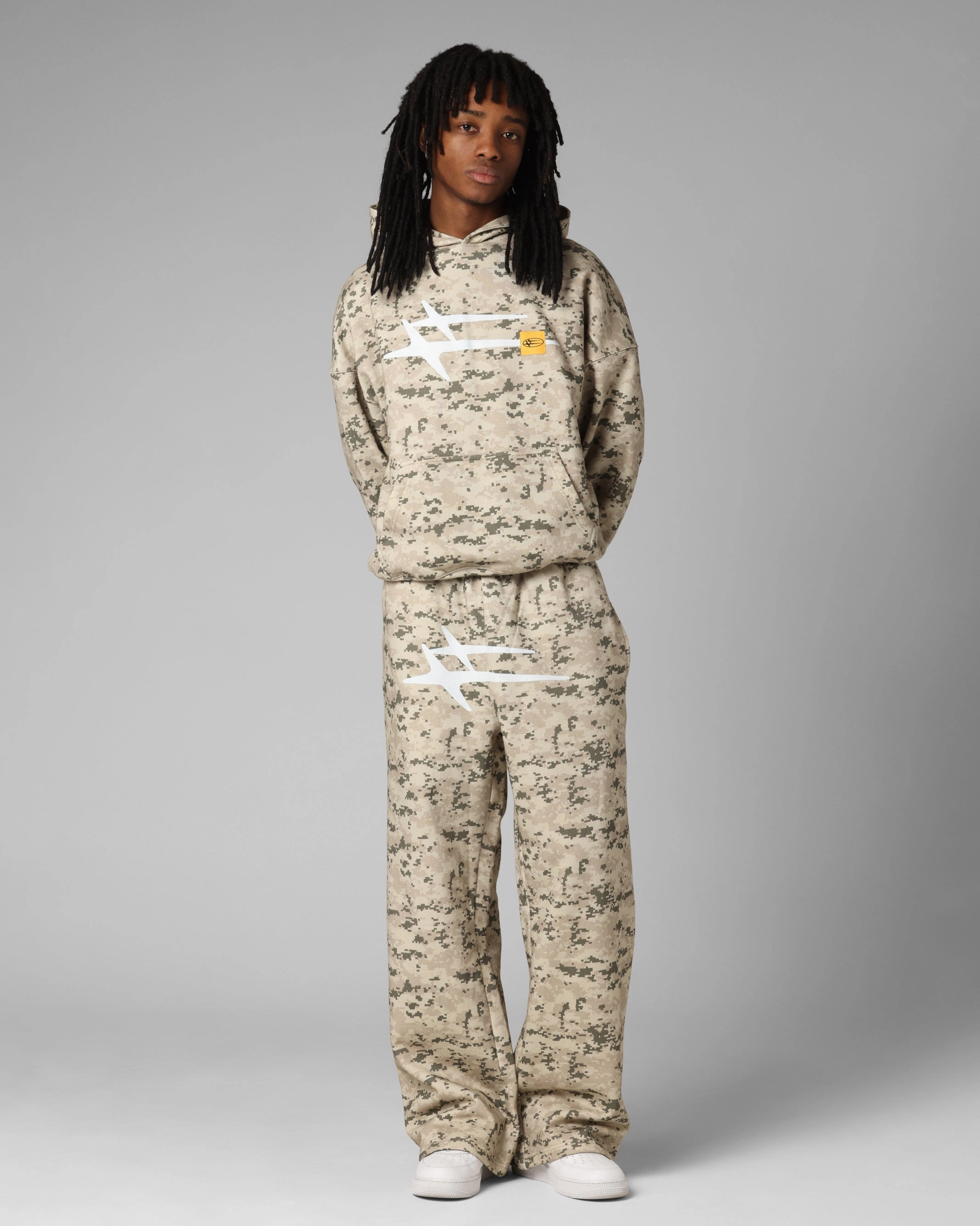 Educational - valuable Loiter Hybrid Premium Hoodie Digi Camo
