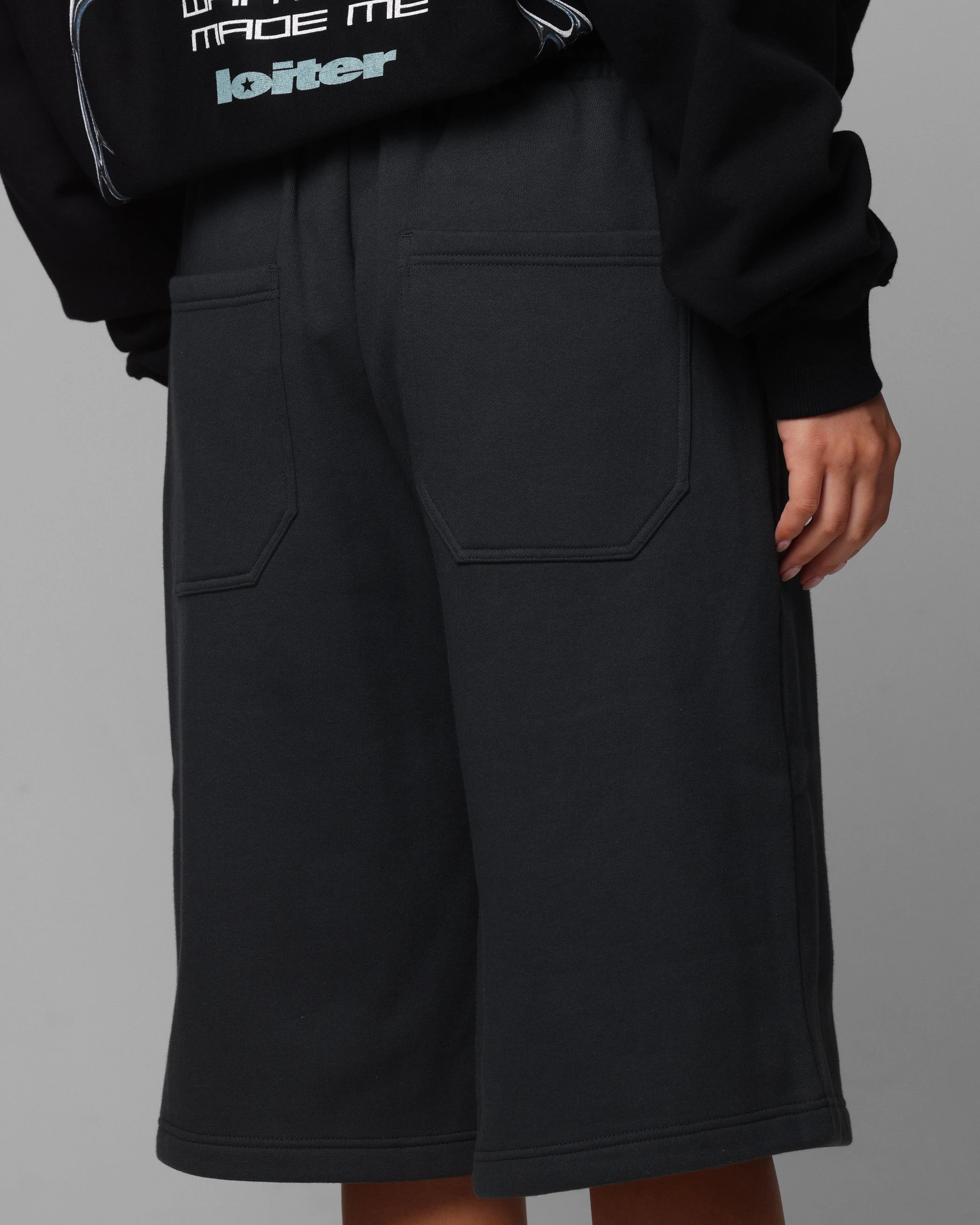 Loiter Hybrid Premium Shorts Charcoal light feel