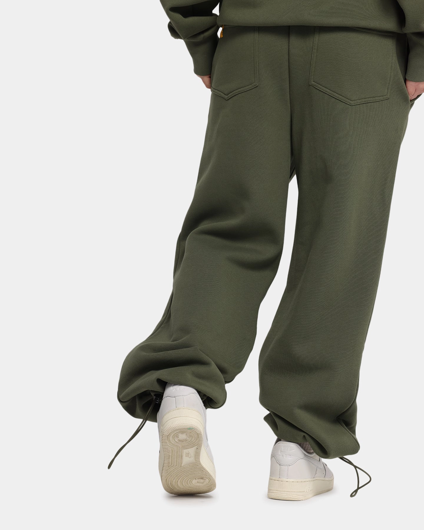 Loiter Hybrid Sweatpants Olive Casual Chic Look Perfect Shape
