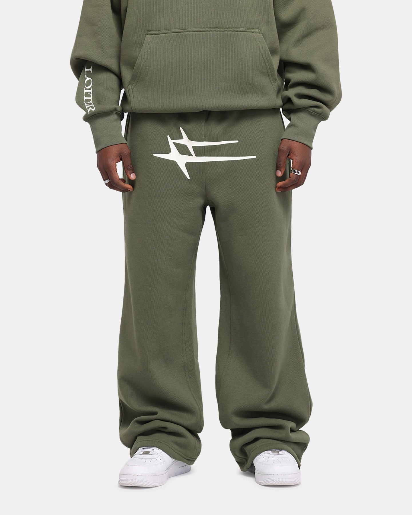 Adaptive Fit Cozy Layering Loiter Hybrid Sweatpants Olive
