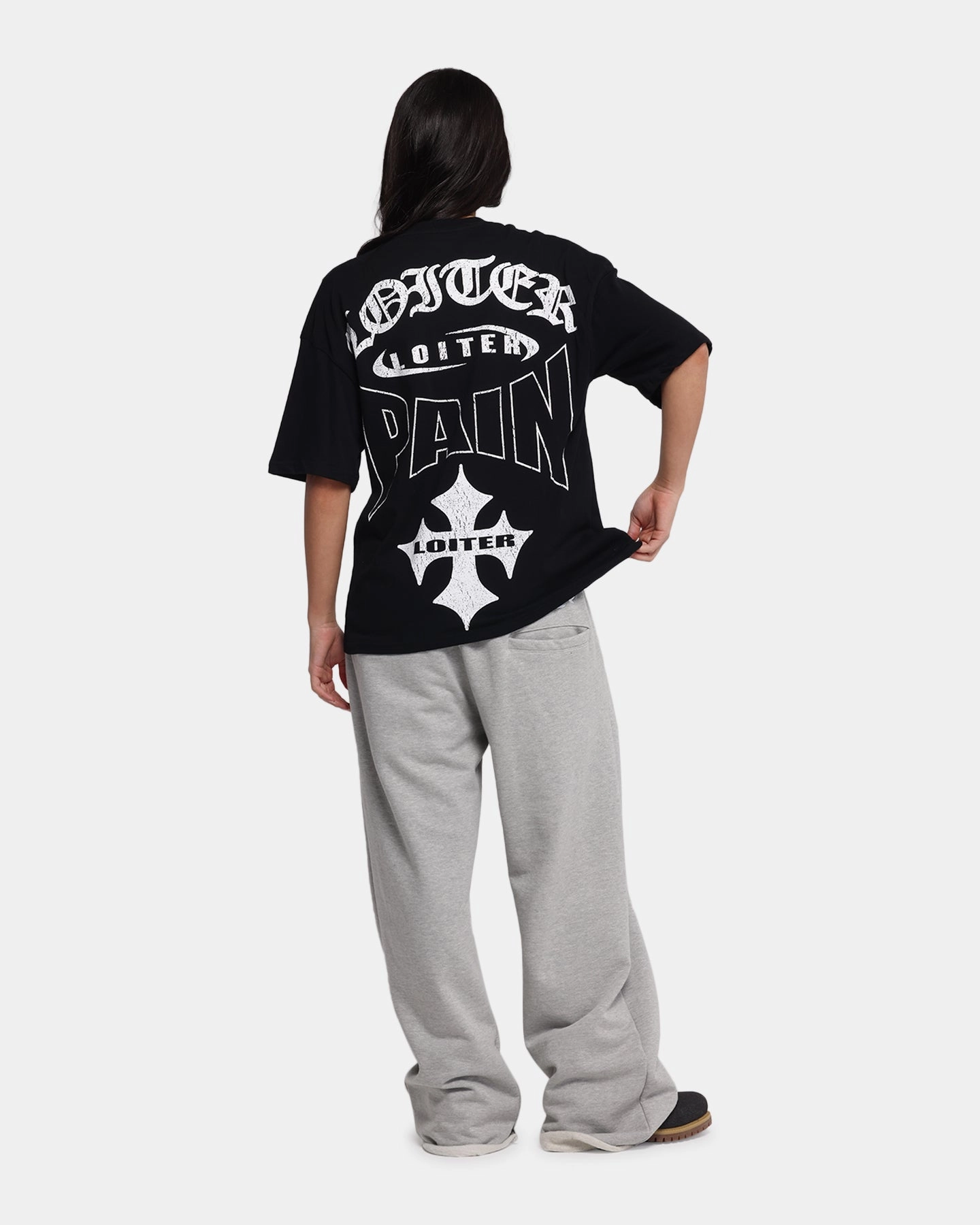 Loiter Inner Pain T-Shirt Black Slim fit sleekness Timeless Must-Have