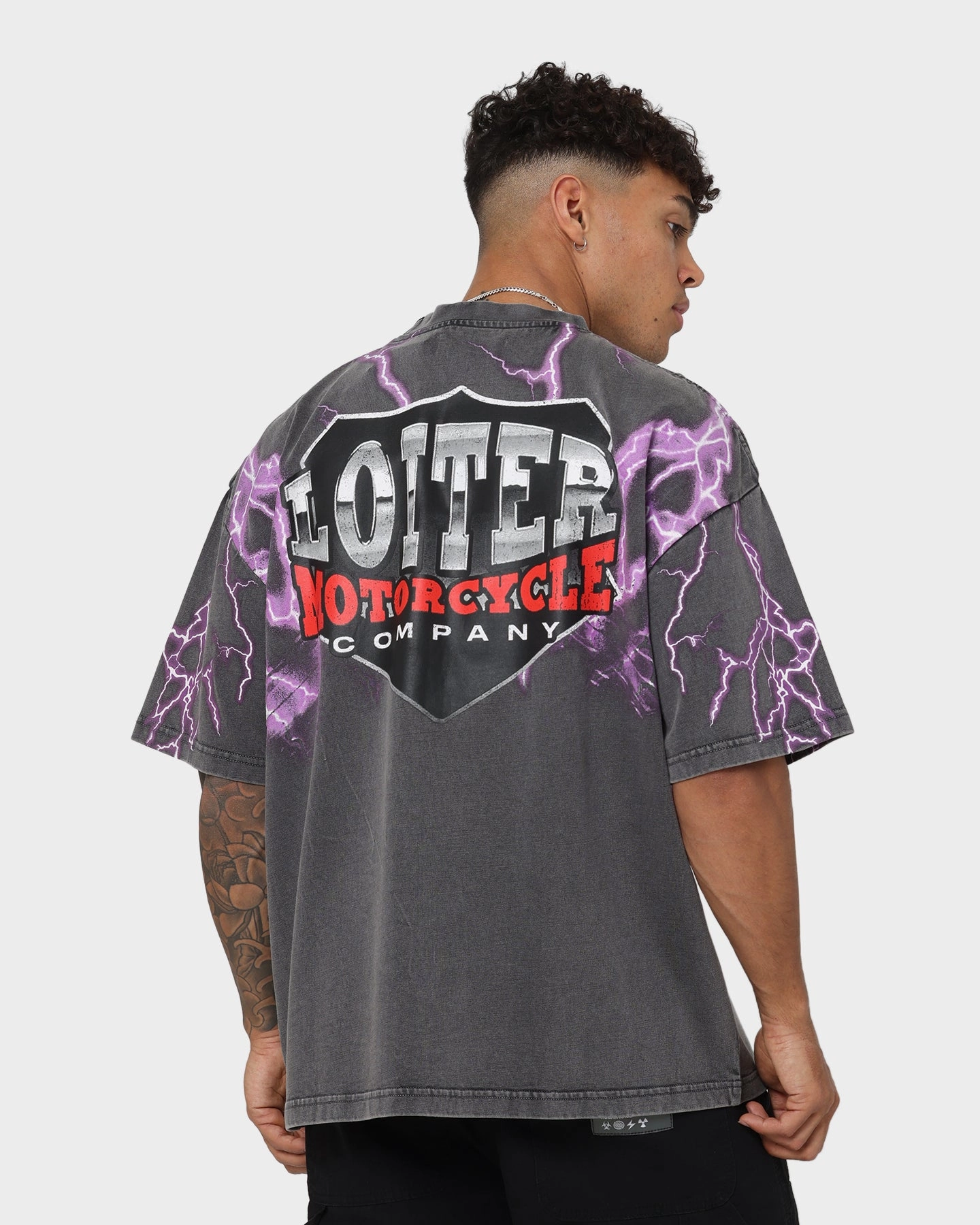 Loiter Lightning Eagle Vintage T-Shirt Charcoal proper length Cozy Look