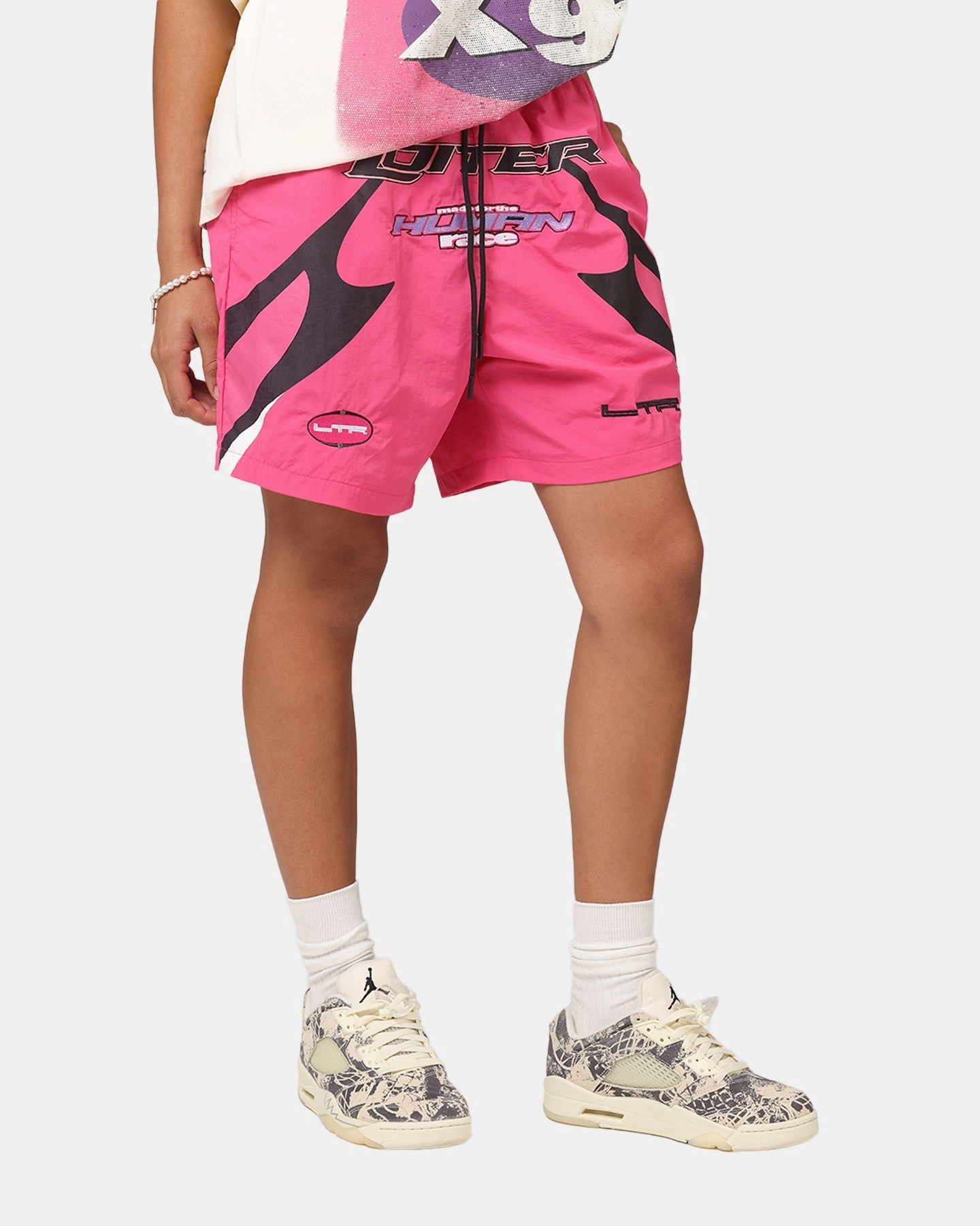 Loiter Motorway Walk Shorts Pink Chill Mood