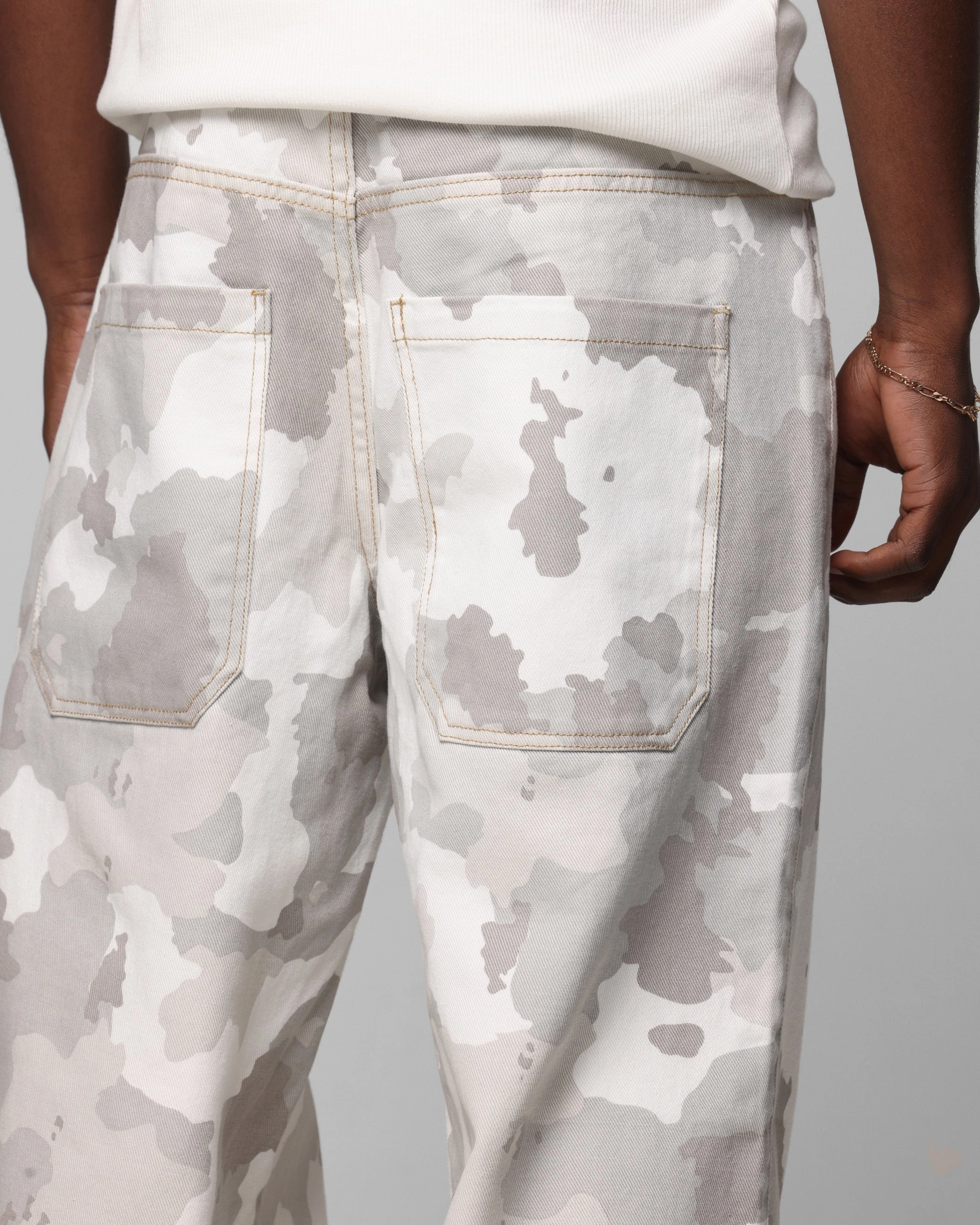 Loiter Prestige Camo Pants Snow Camo Low Bulk Material
