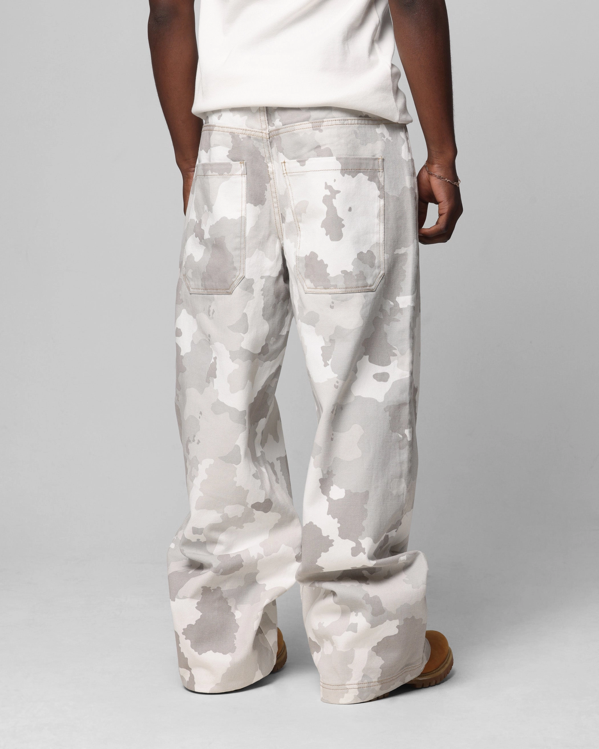 Loiter Prestige Camo Pants Snow Camo Effortless Comfort MoistureControlLiner