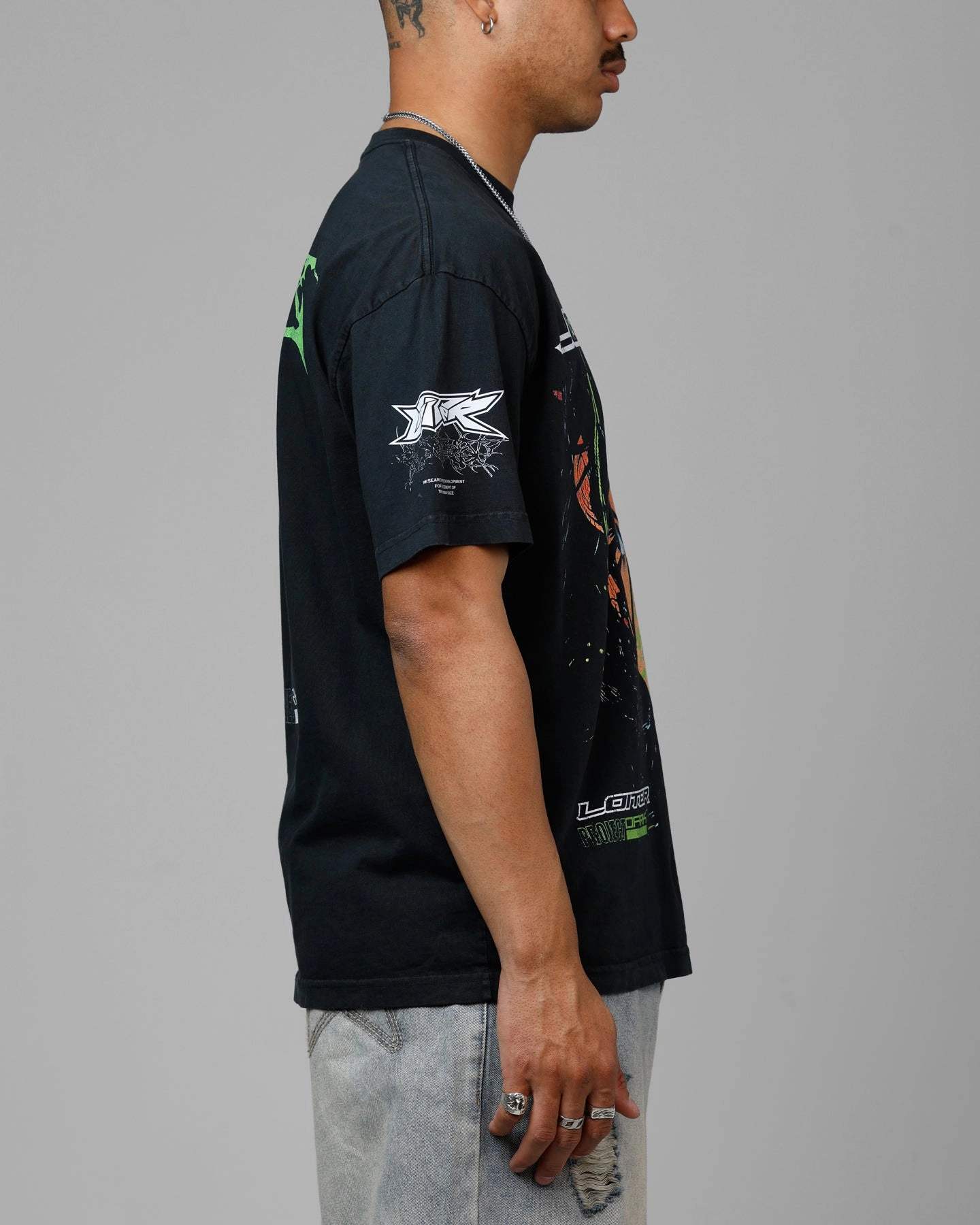 Loiter Project Dark Vintage T-Shirt Black Acidwash Stylish and Comfortable High-Quality Cotton